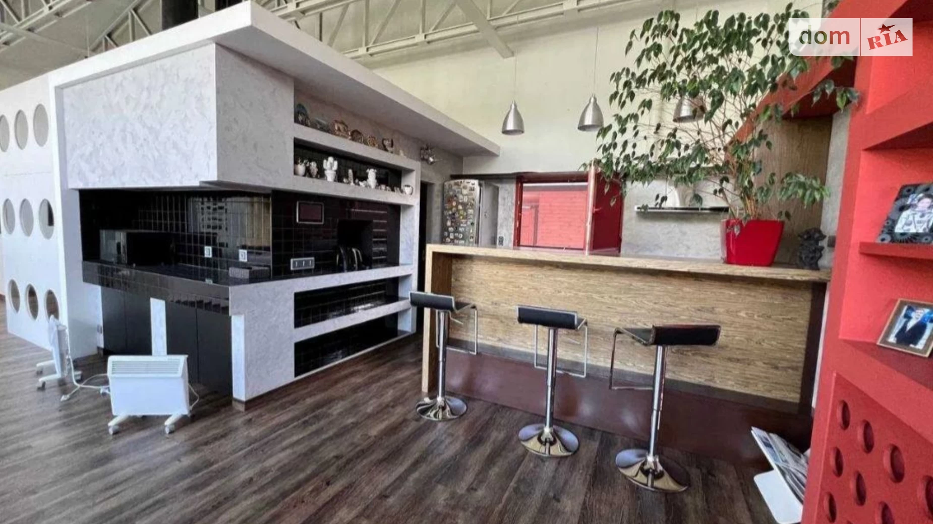 Продается одноэтажный дом 230 кв. м с балконом, цена: 195000 $ - фото 3