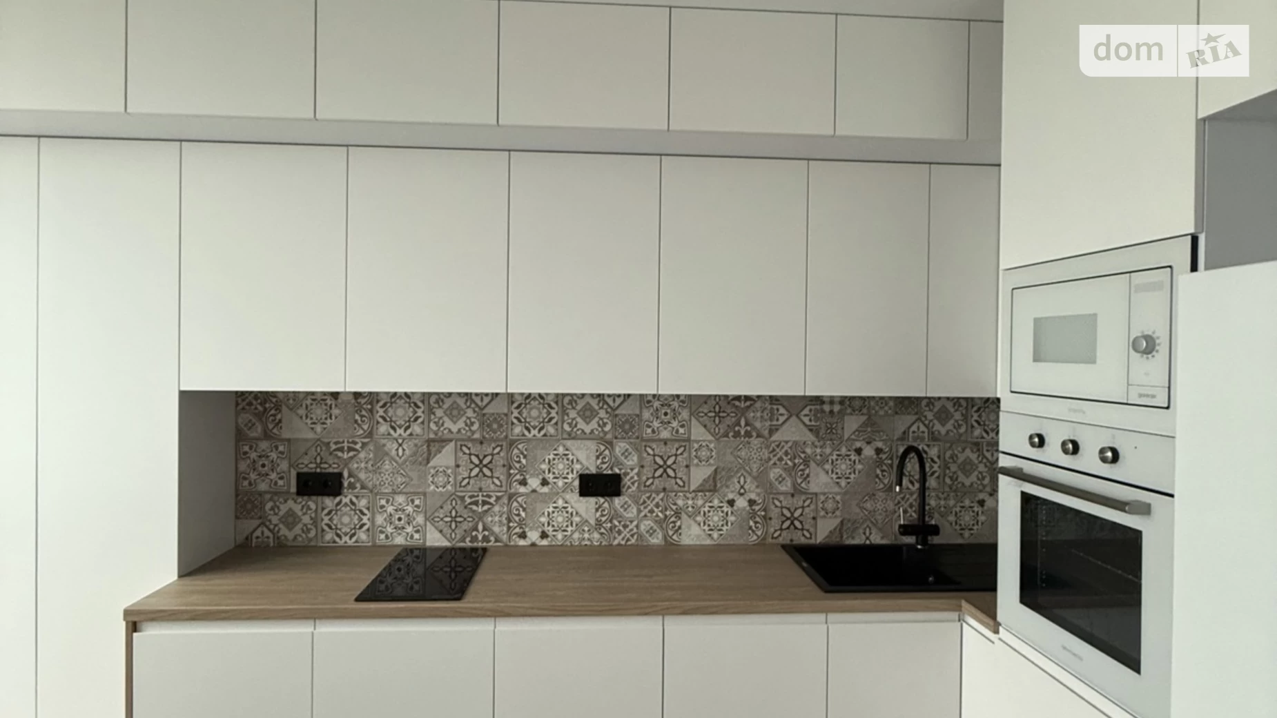 Продается 1-комнатная квартира 39.2 кв. м в Киеве, ул. Ревуцкого, 40Б - фото 2