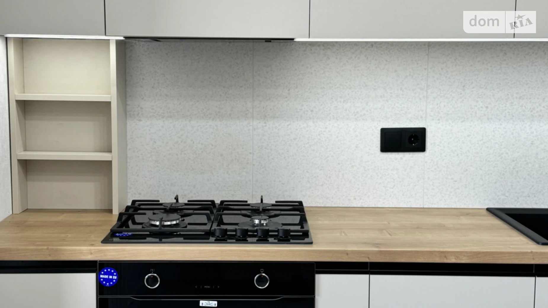 Продается 4-комнатная квартира 80 кв. м в, цена: 110000 $ - фото 2