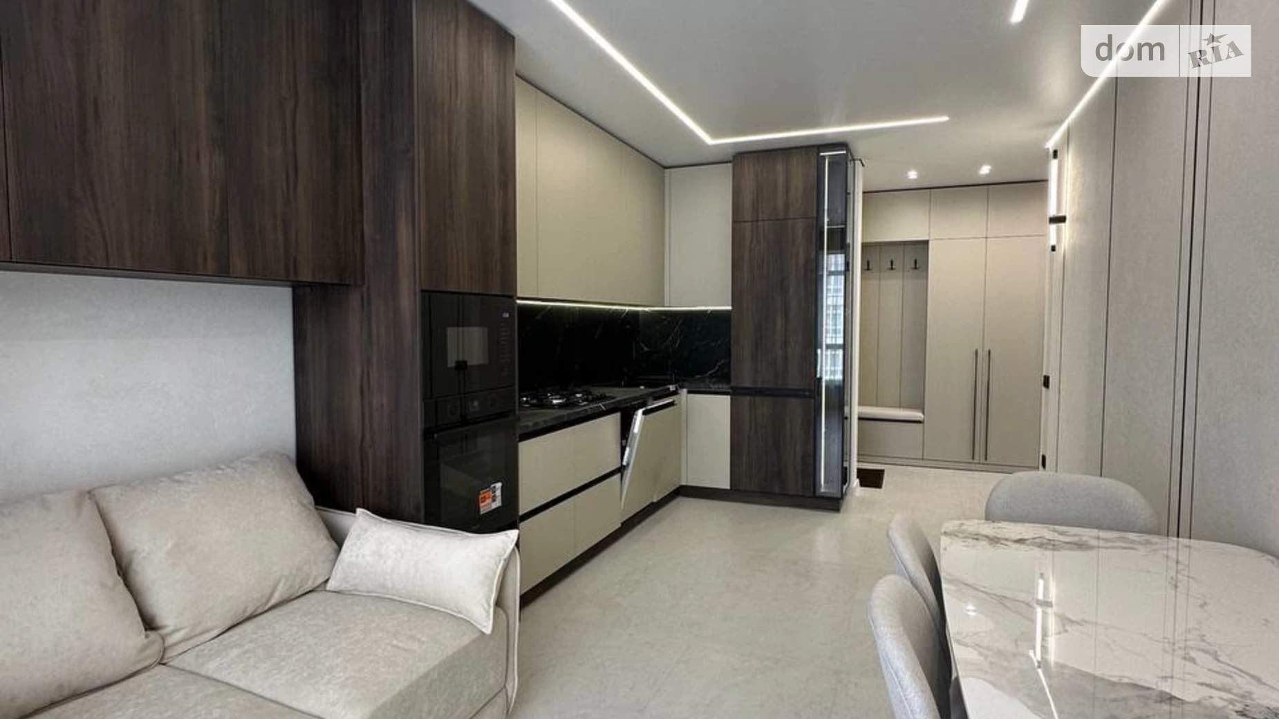 Продається 2-кімнатна квартира 65 кв. м у Івано-Франківську, вул. Височана Семена, 20 - фото 2