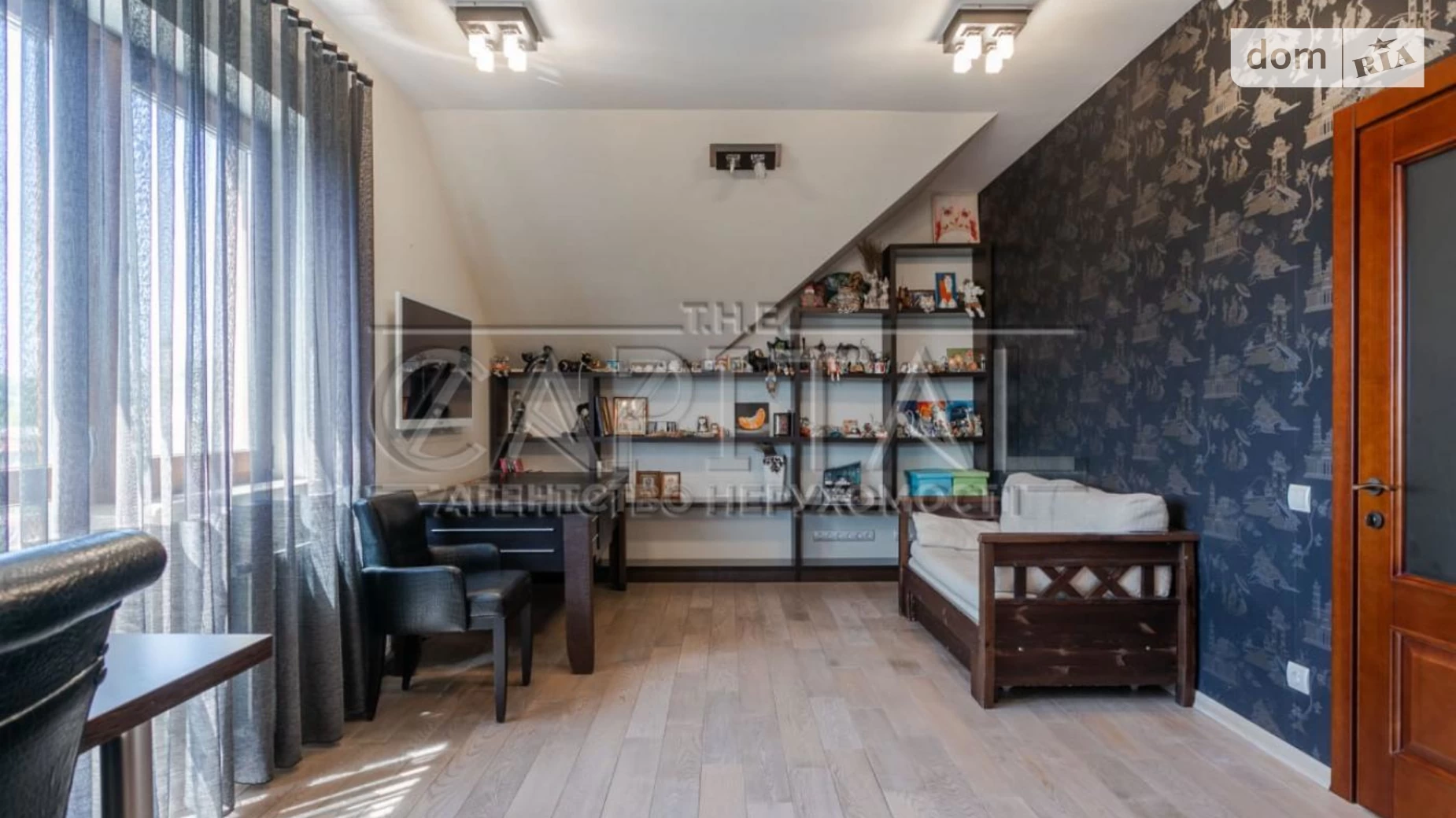 Продается дом на 2 этажа 205 кв. м с балконом, цена: 250000 $ - фото 2