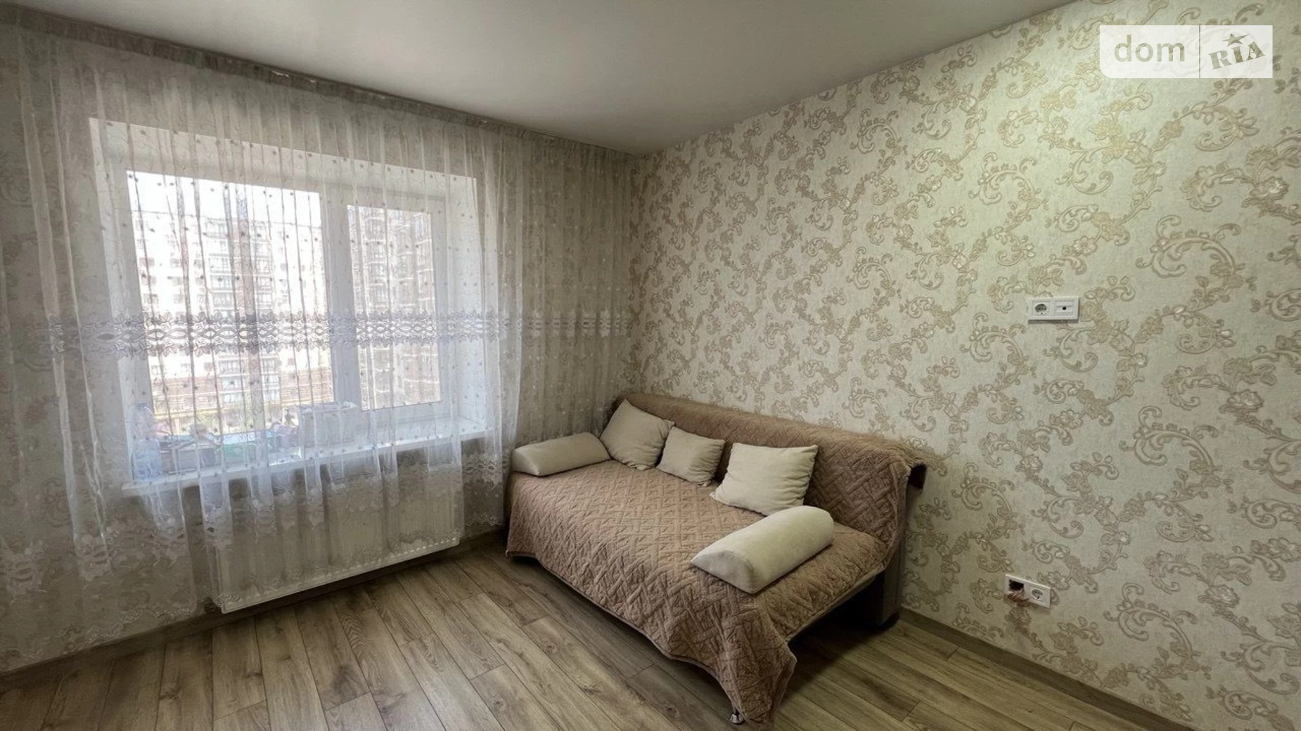 Продается 3-комнатная квартира 67 кв. м в, цена: 28000 $ - фото 2