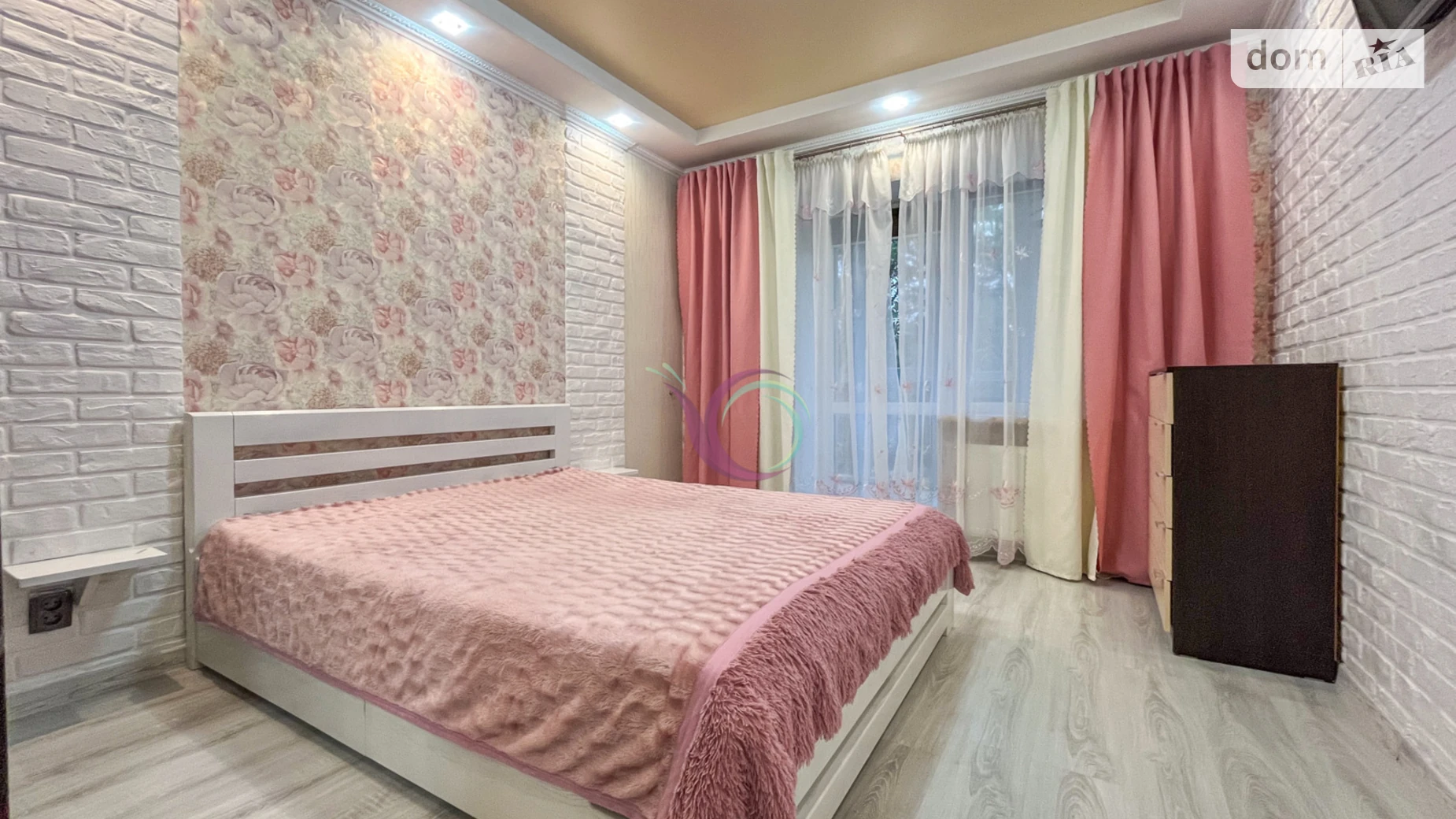 2-комнатная квартира 46 кв. м в Луцке, ул. Ровенская - фото 2