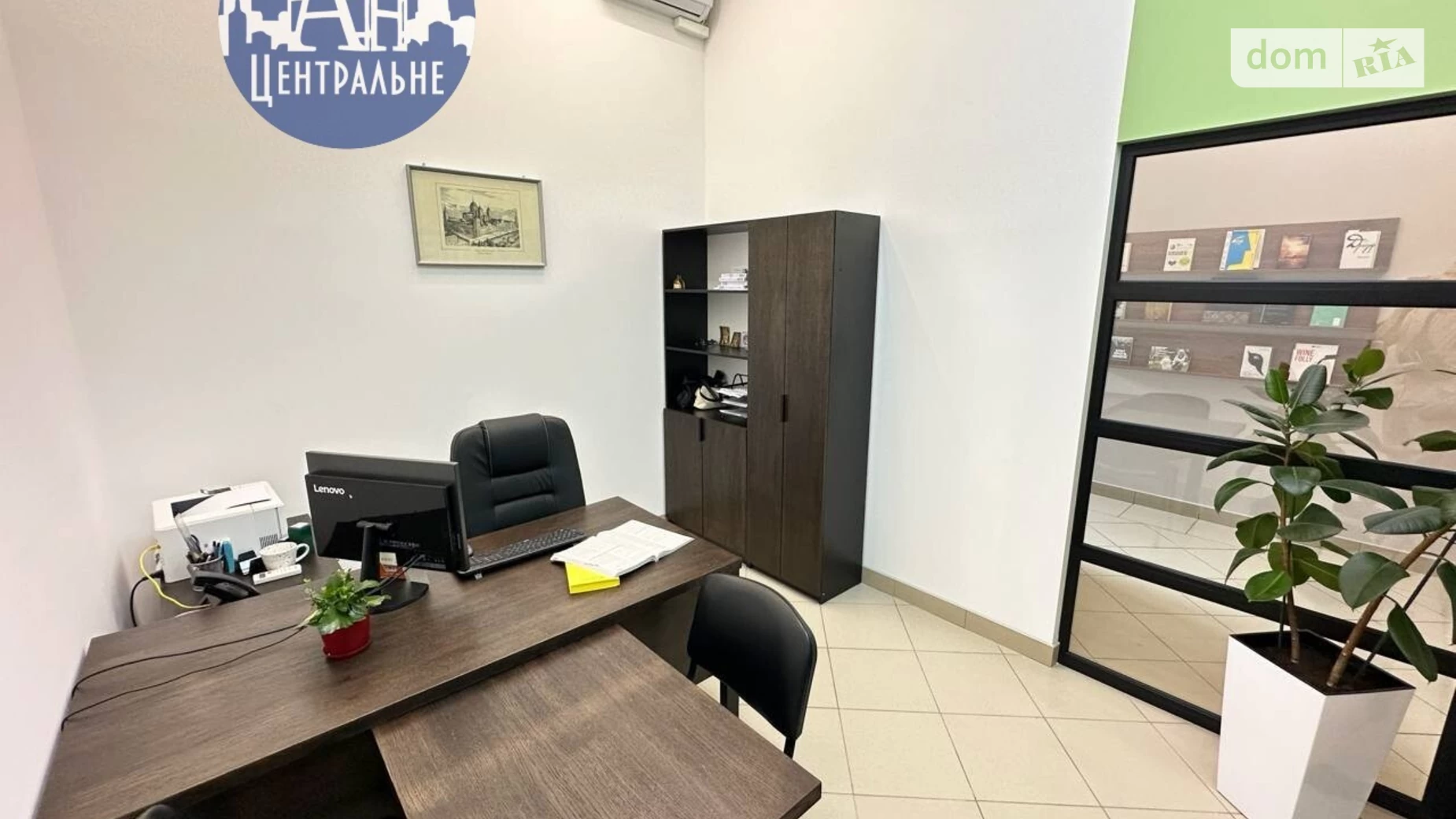 Сдается в аренду офис 550 кв. м в бизнес-центре, цена: 5000 € - фото 3