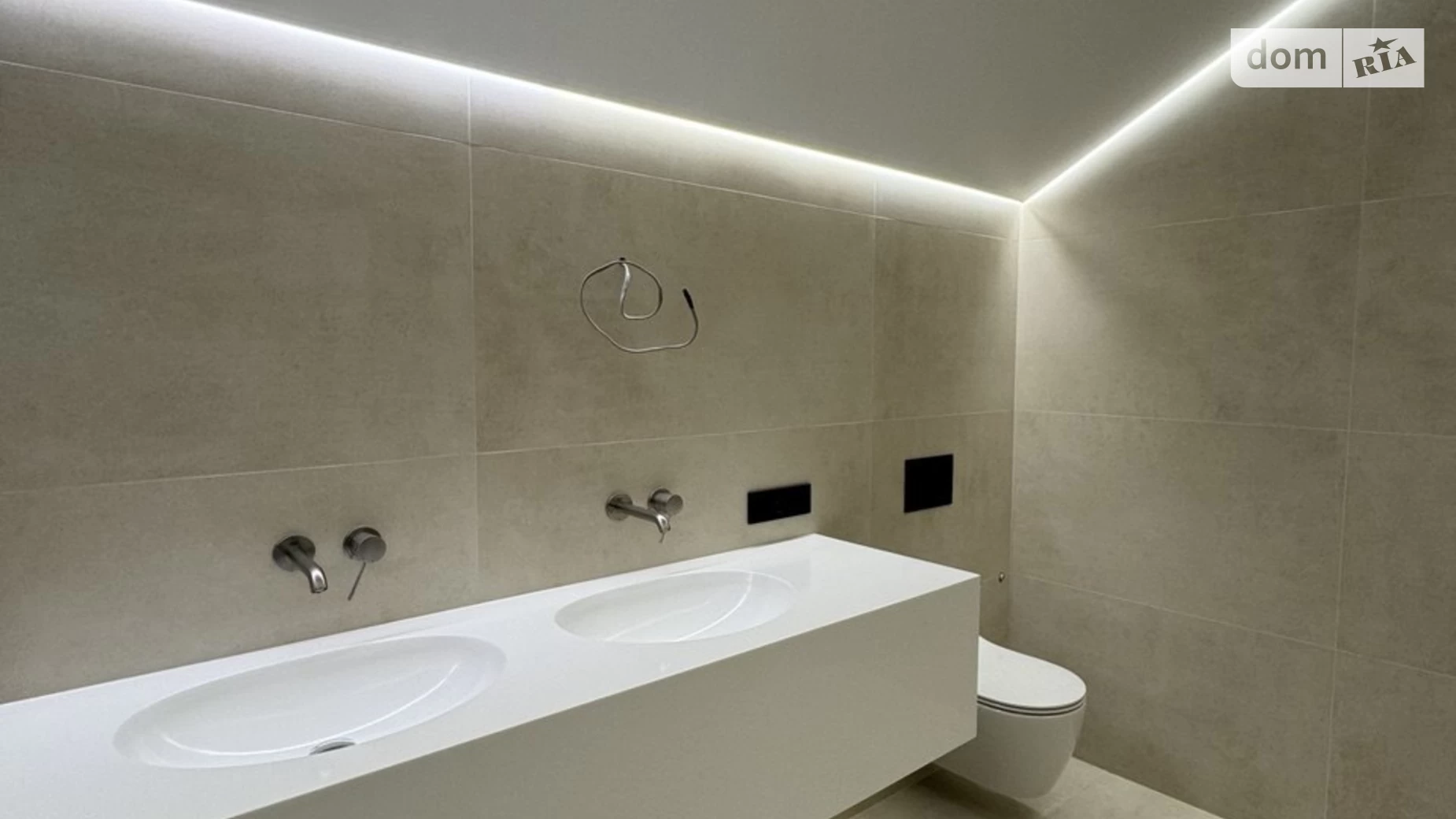 ул. Запорожская Центр Ужгород, цена: 180000 $ - фото 3