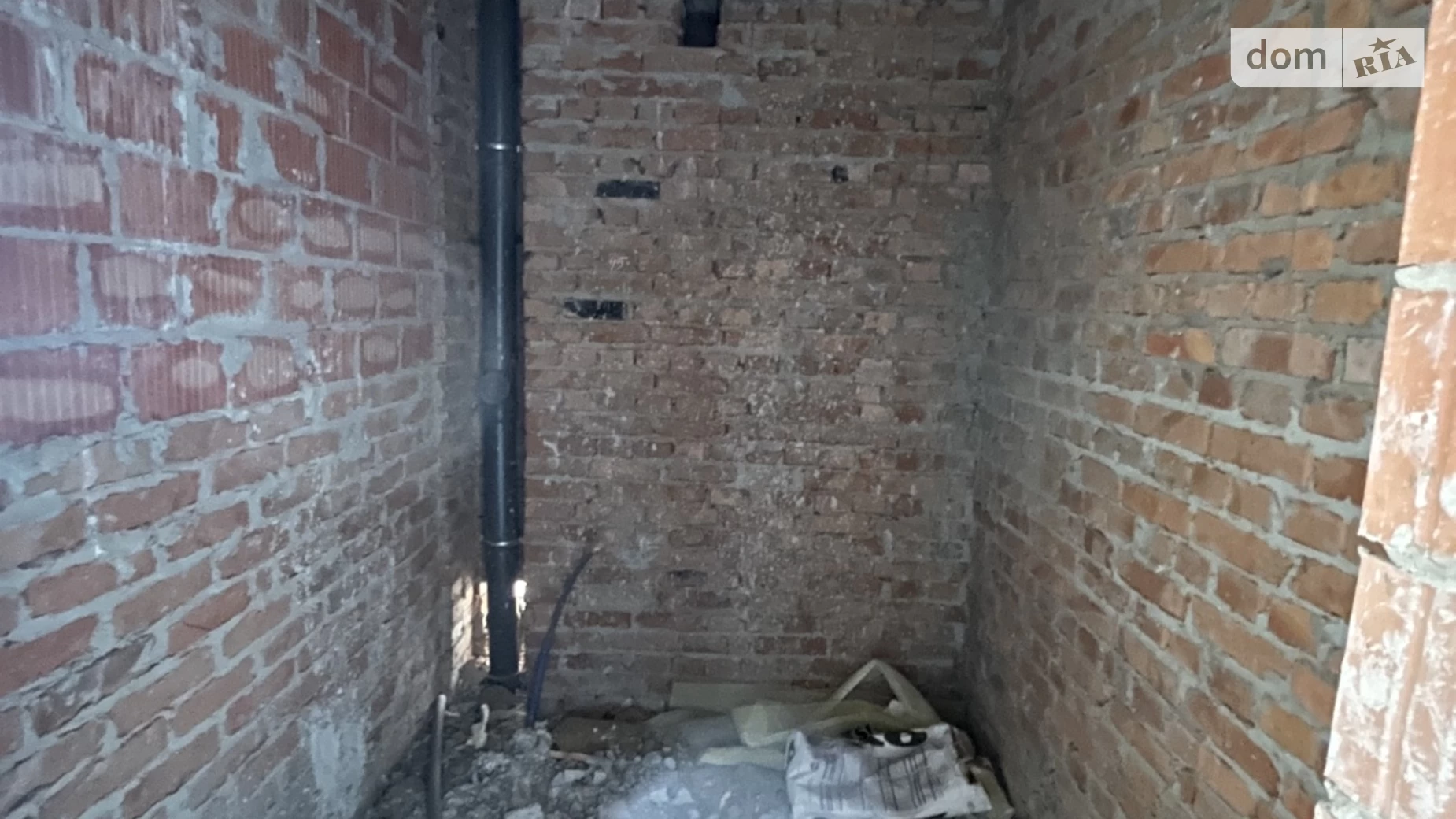 Продається 1-кімнатна квартира 38 кв. м у Бучі, вул. Амосова, 4 - фото 2