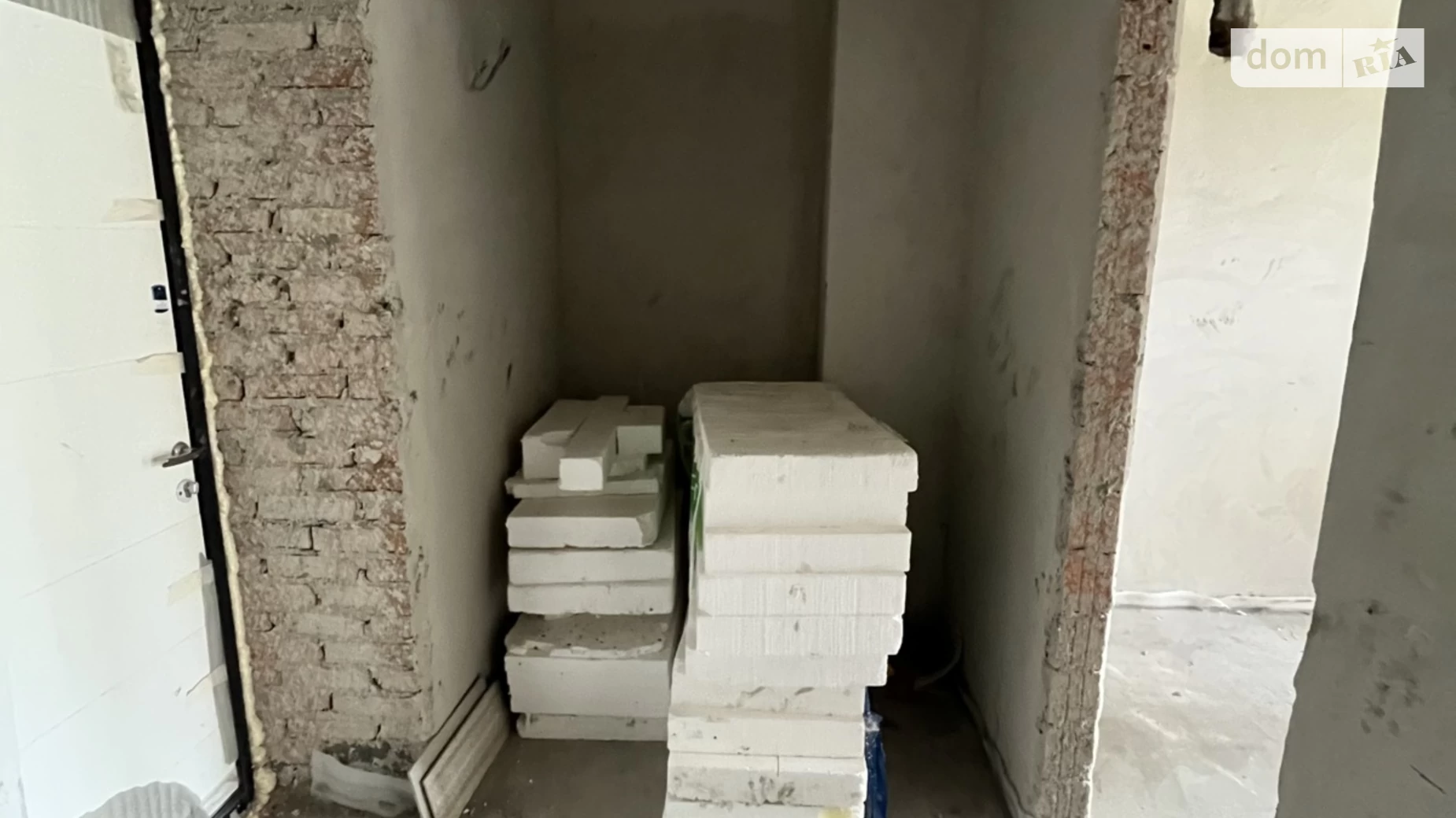 Продається 1-кімнатна квартира 38 кв. м у Бучі, вул. Амосова, 4 - фото 3