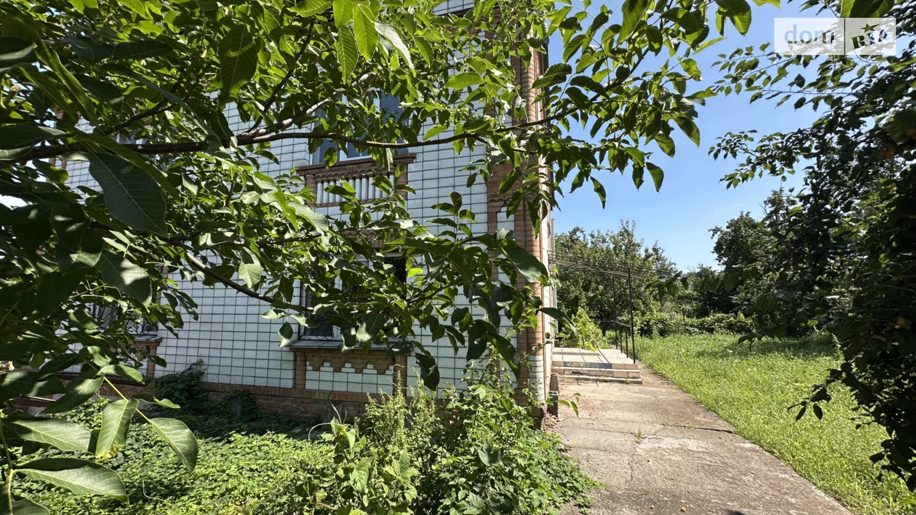 Продается дом на 4 этажа 460 кв. м с мансардой, цена: 210000 $ - фото 2