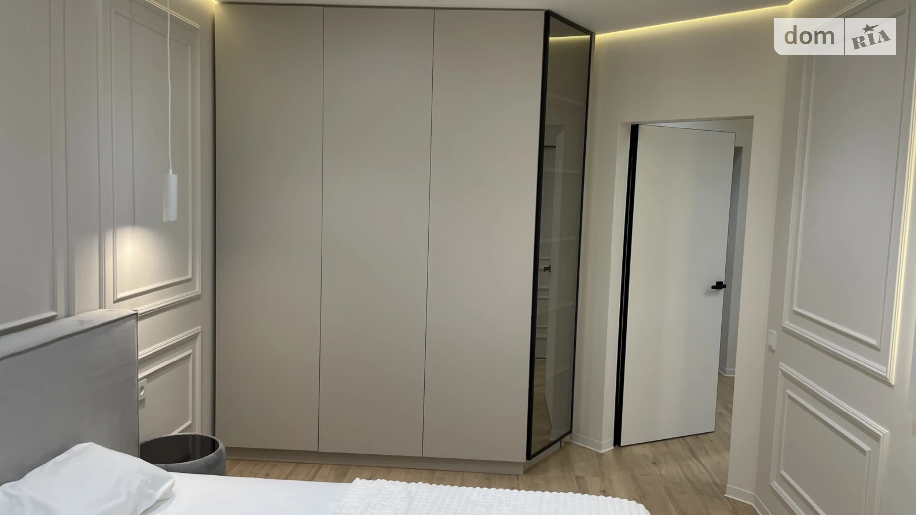 Продается 1-комнатная квартира 40.3 кв. м в Ровно, цена: 76500 $ - фото 2