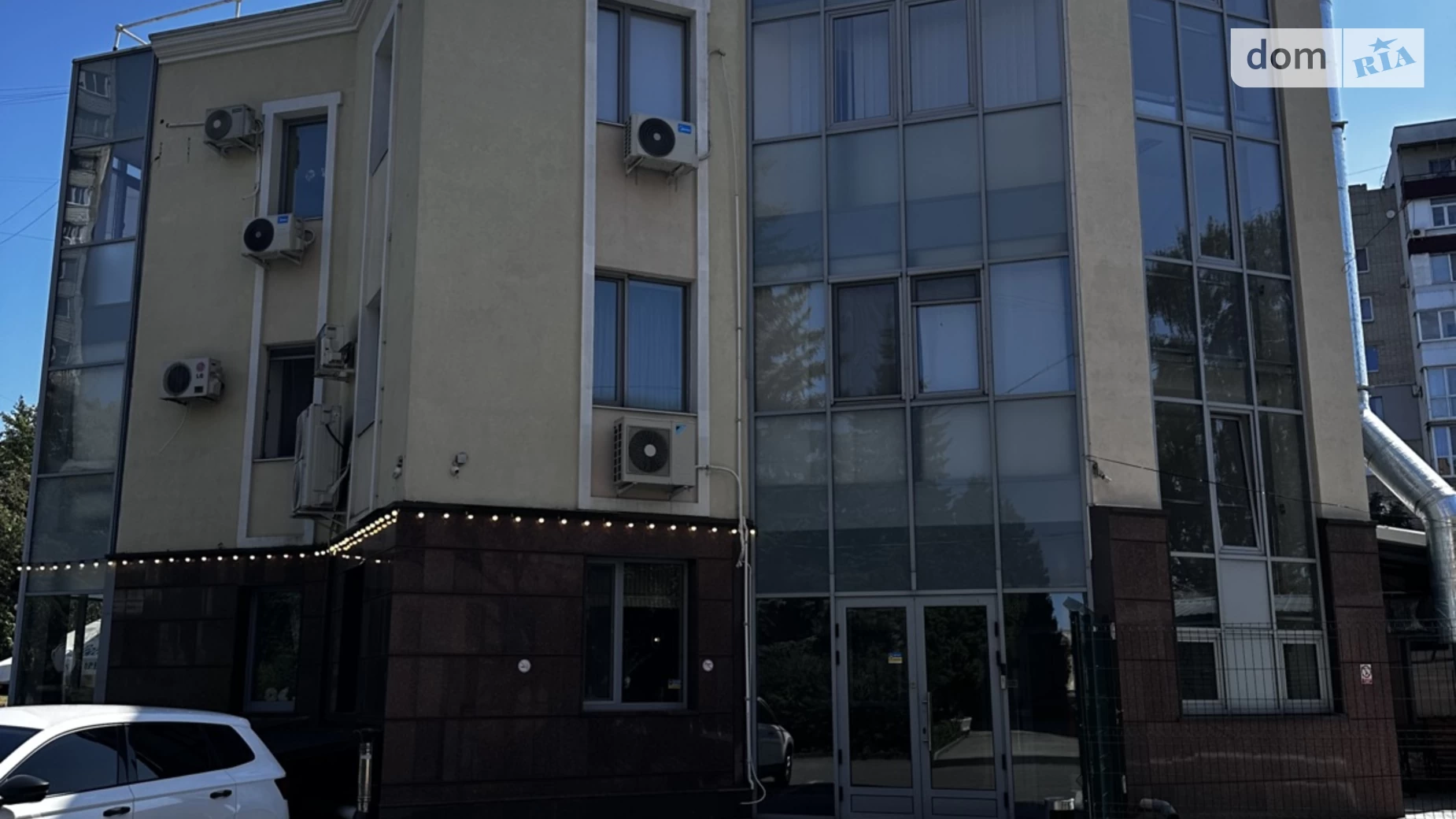 Здається в оренду офіс 60 кв. м в бізнес-центрі, цена: 9600 грн - фото 2