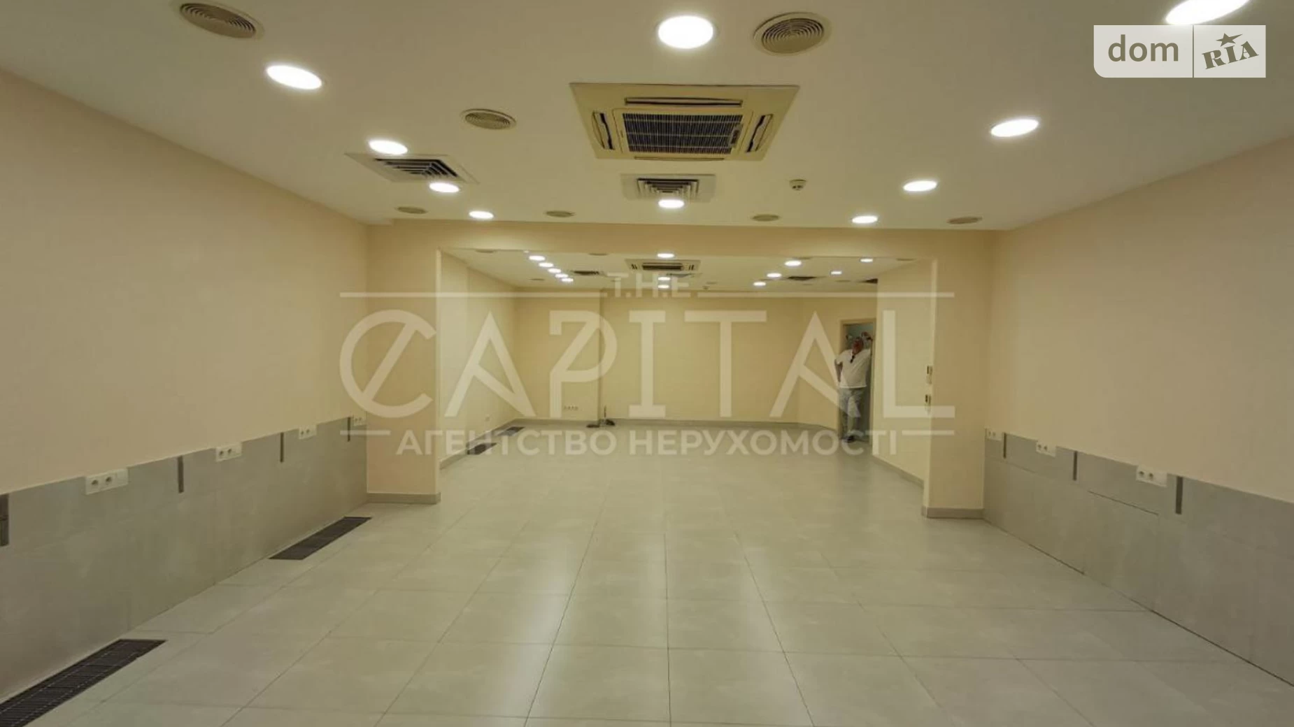 Сдается в аренду офис 440 кв. м в бизнес-центре, цена: 3960 $ - фото 5