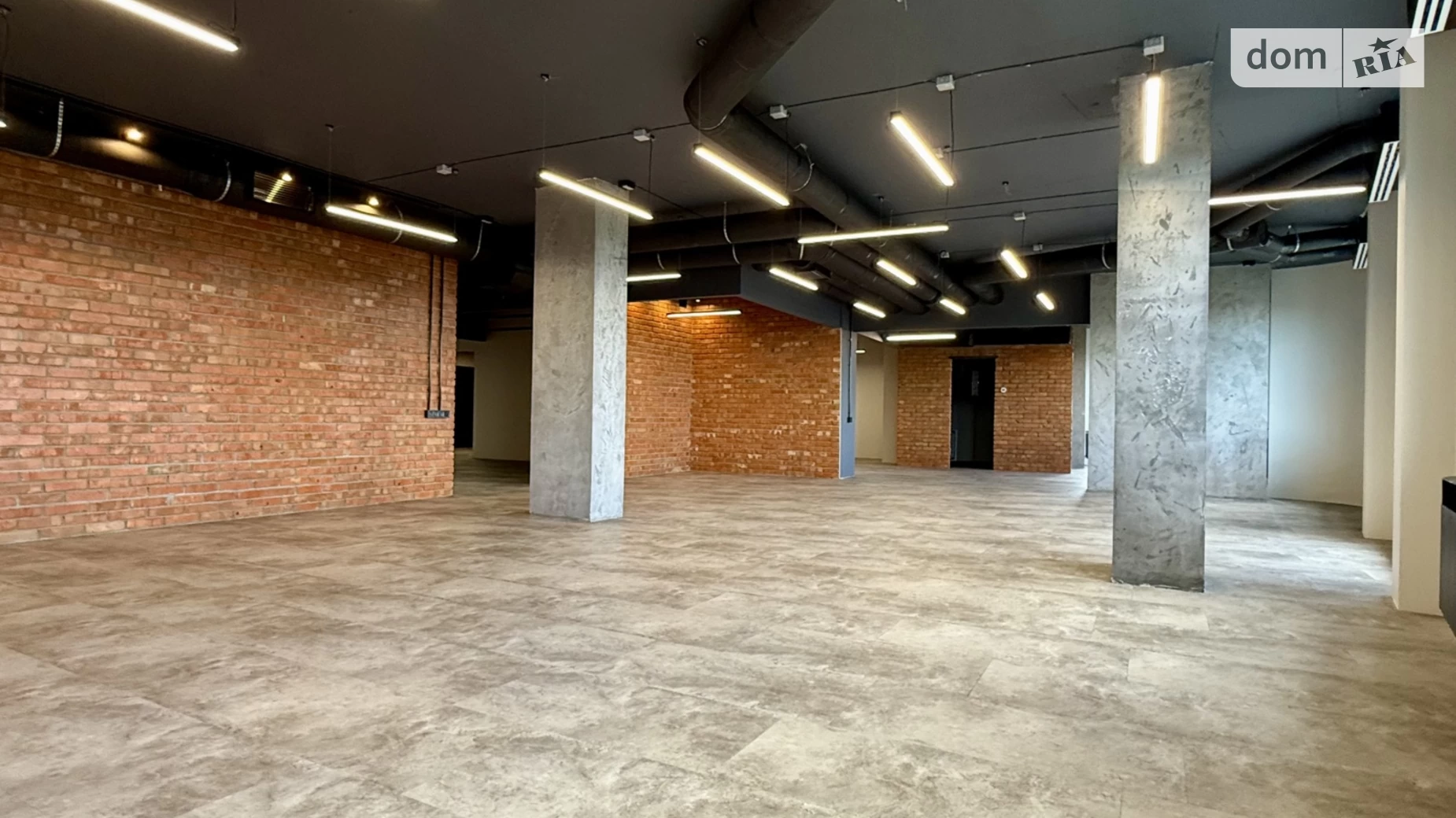 Продается офис 273.6 кв. м в бизнес-центре, цена: 420000 $ - фото 3