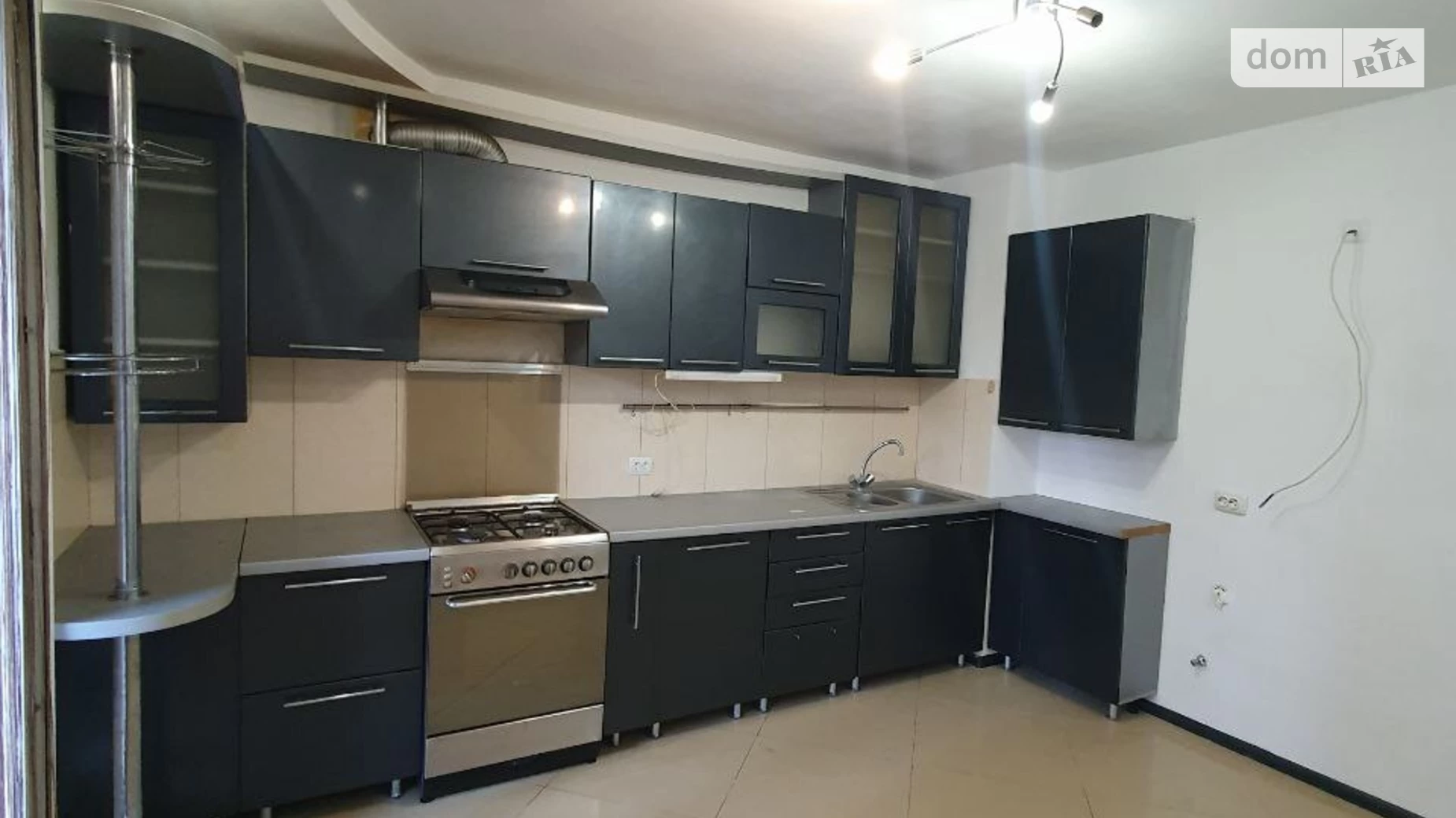 3-комнатная квартира 78.6 кв. м в Тернополе, ул. Будного Степана - фото 2