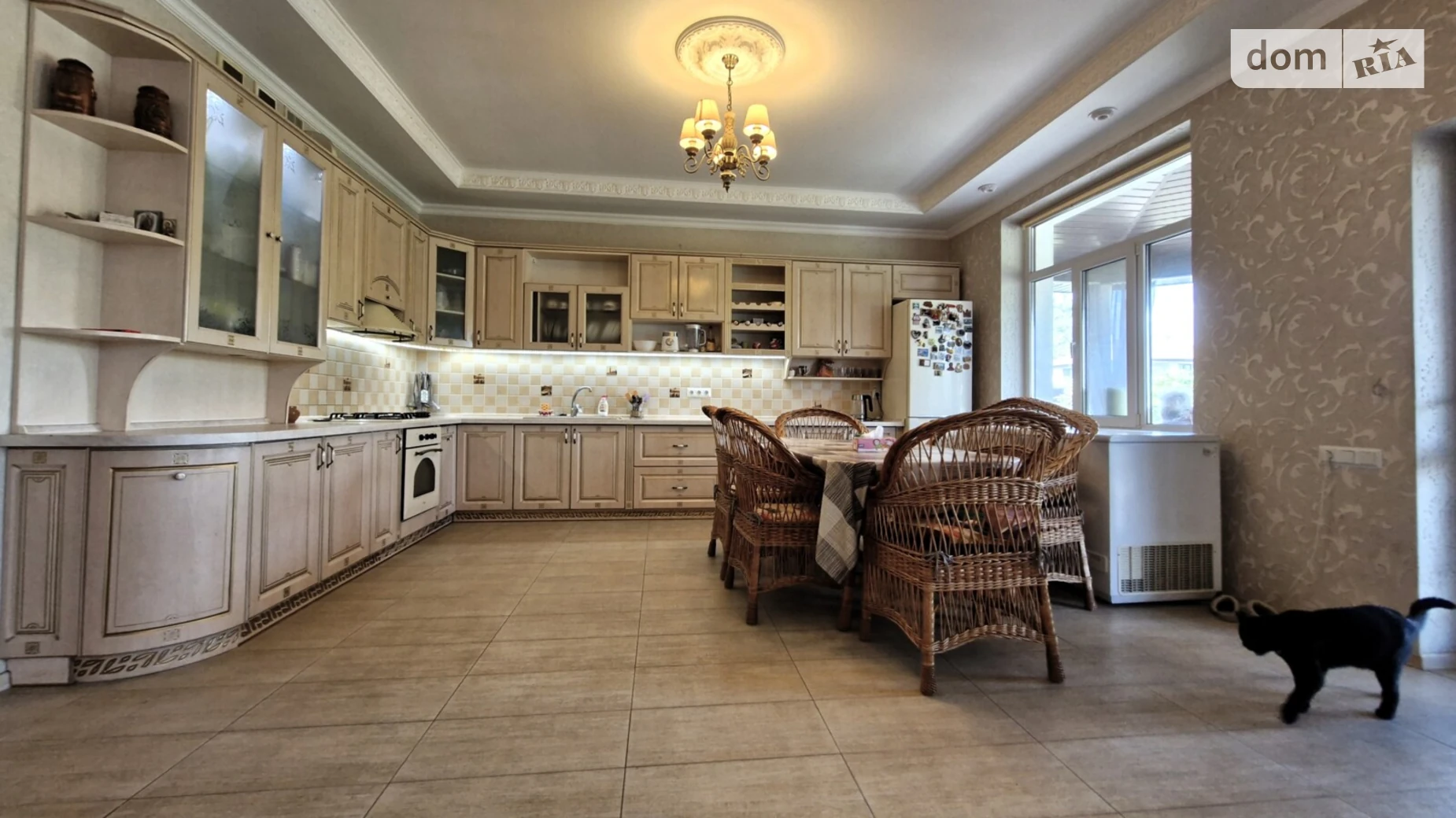 Продается дом на 3 этажа 285 кв. м с беседкой, цена: 264500 $ - фото 5