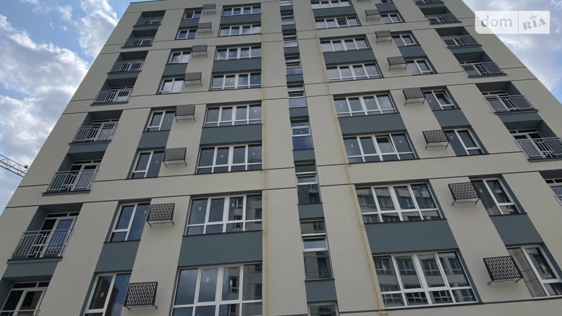 Продается 3-комнатная квартира 72.4 кв. м в Ивано-Франковске, ул. Павла Полуботка, 18 корпус 2 - фото 3