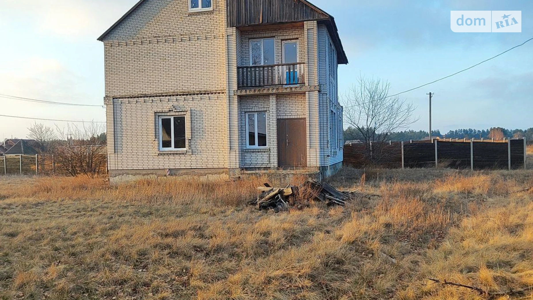 Продается дом на 2 этажа 163.5 кв. м с участком, цена: 40000 $ - фото 2