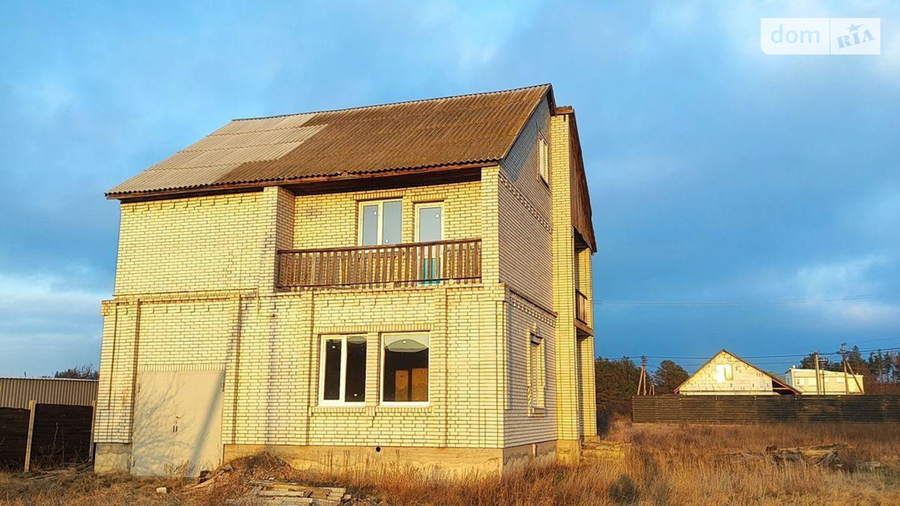 Продается дом на 2 этажа 163.5 кв. м с участком, цена: 40000 $ - фото 4