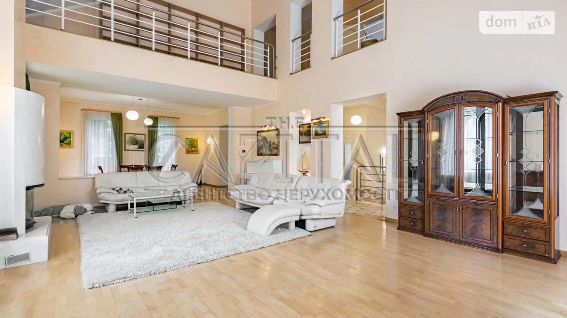 Сдается в аренду дом на 3 этажа 550 кв. м с верандой, цена: 4000 $ - фото 2