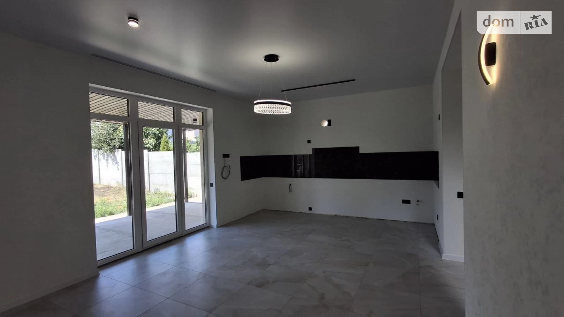 Продается дом на 2 этажа 135 кв. м с подвалом, цена: 185000 $ - фото 5
