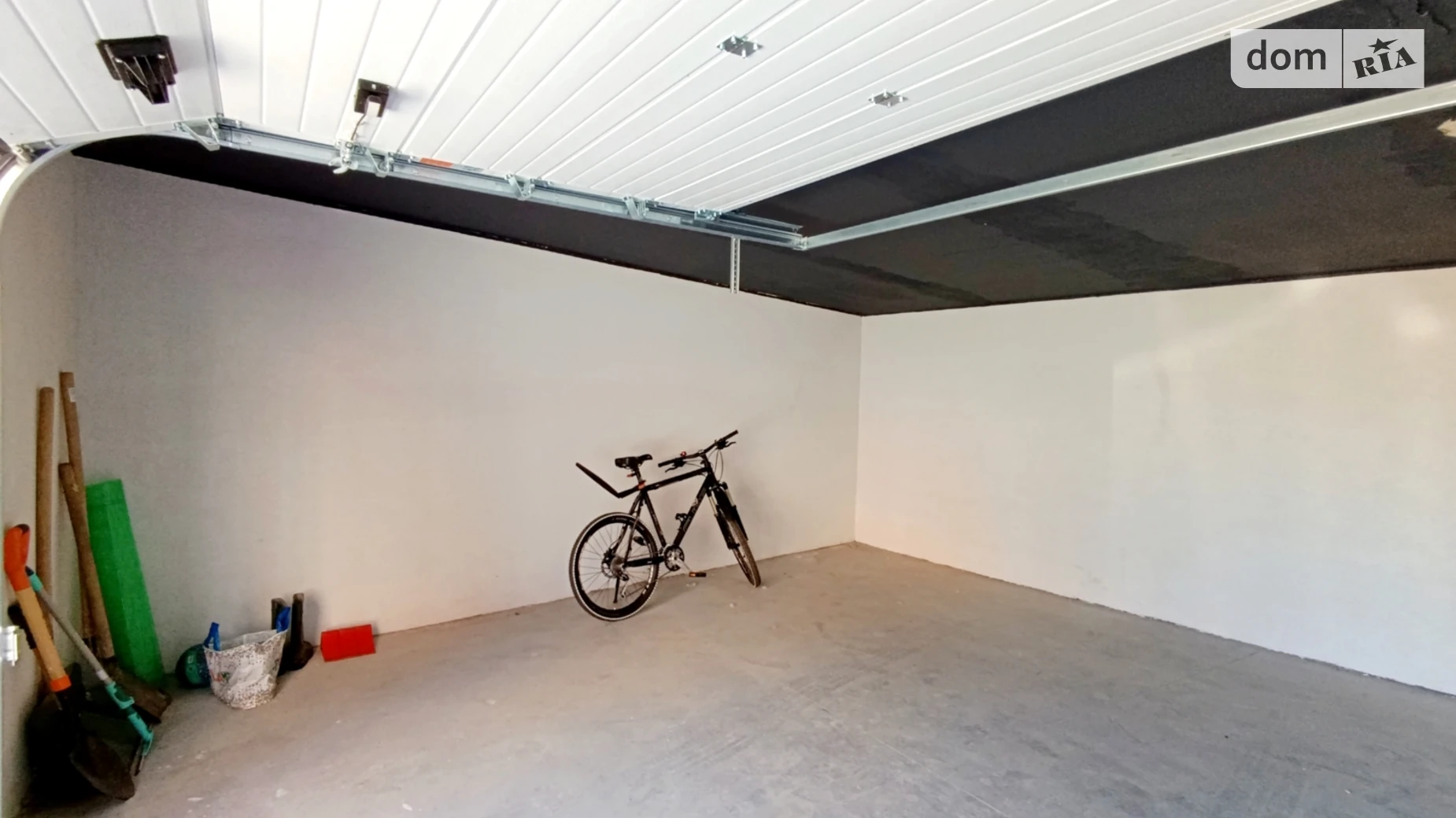 Продается отдельно стоящий гараж под легковое авто на 30 кв. м, цена: 16000 $ - фото 5