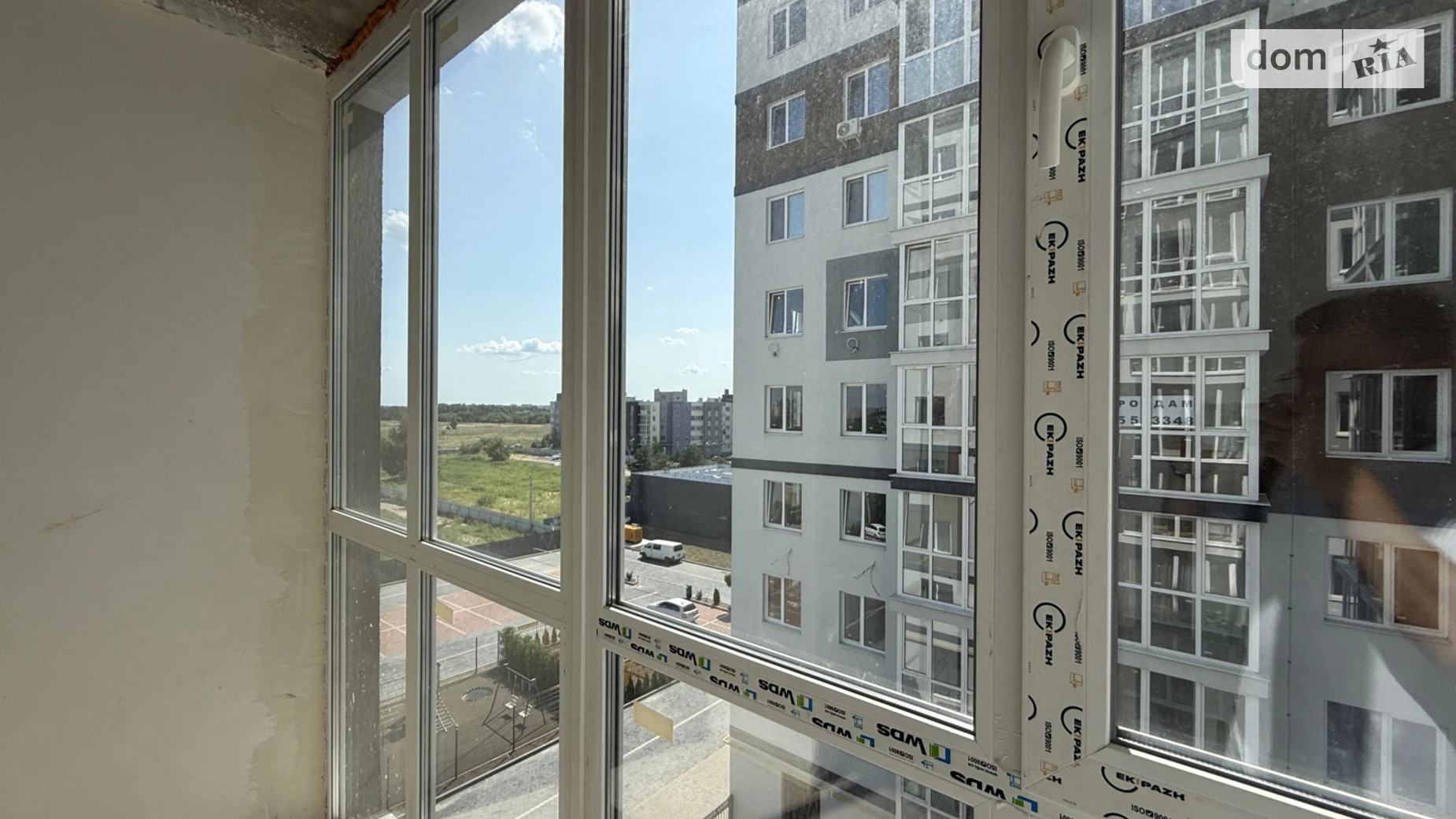 Продается 1-комнатная квартира 40 кв. м в Буче, ул. Бориса Гмыри, 7А - фото 2