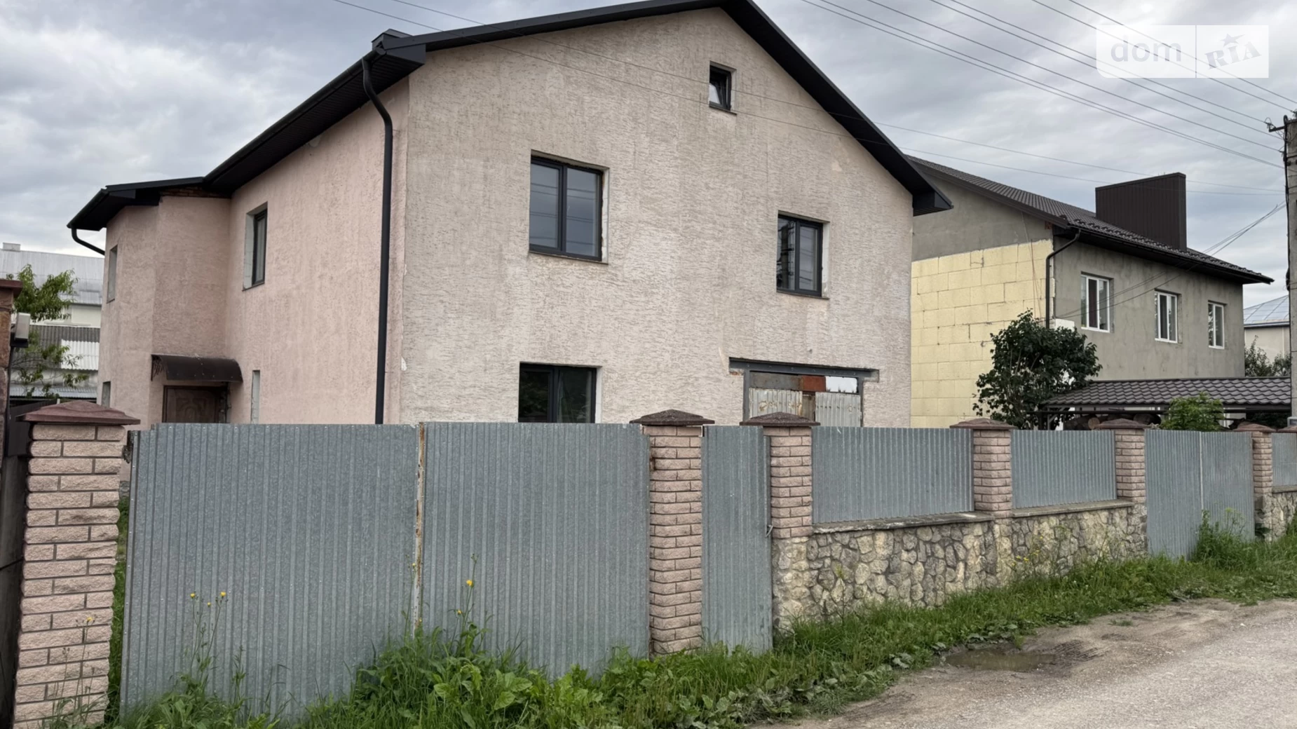 Продается дом на 2 этажа 245.9 кв. м с террасой, цена: 85000 $ - фото 2