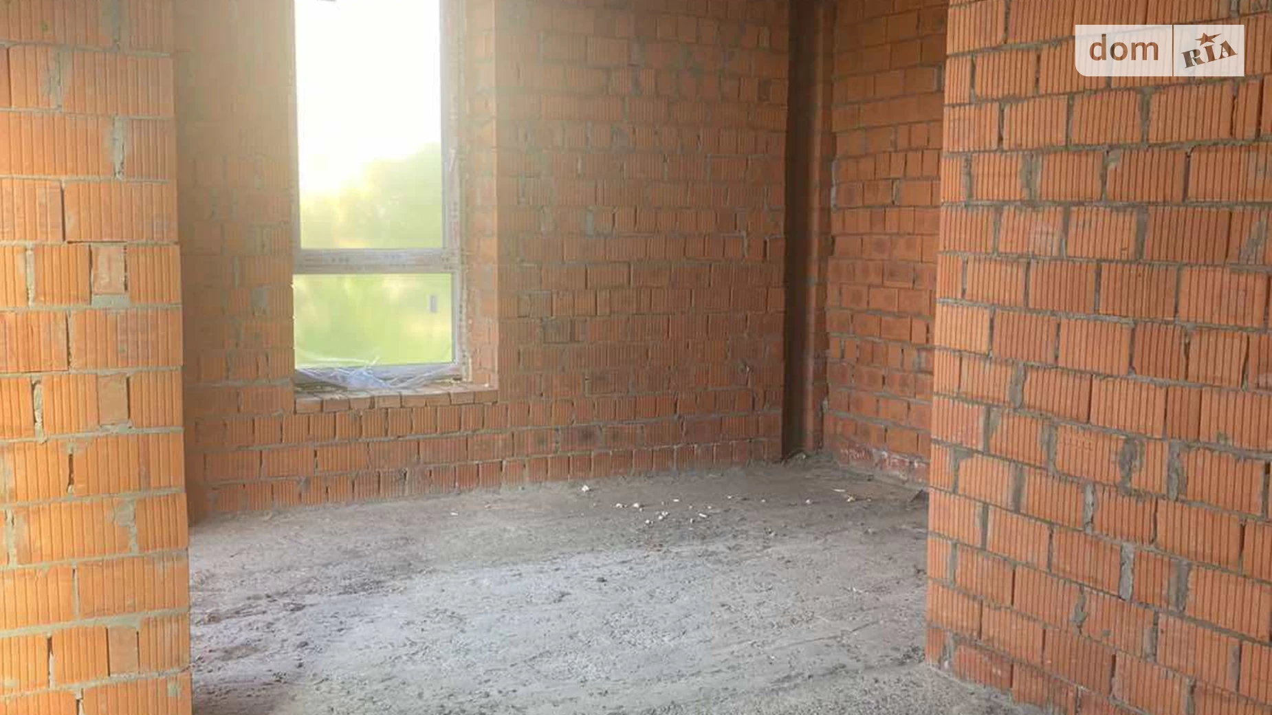 Продается 1-комнатная квартира 50.2 кв. м в Ужгороде - фото 3