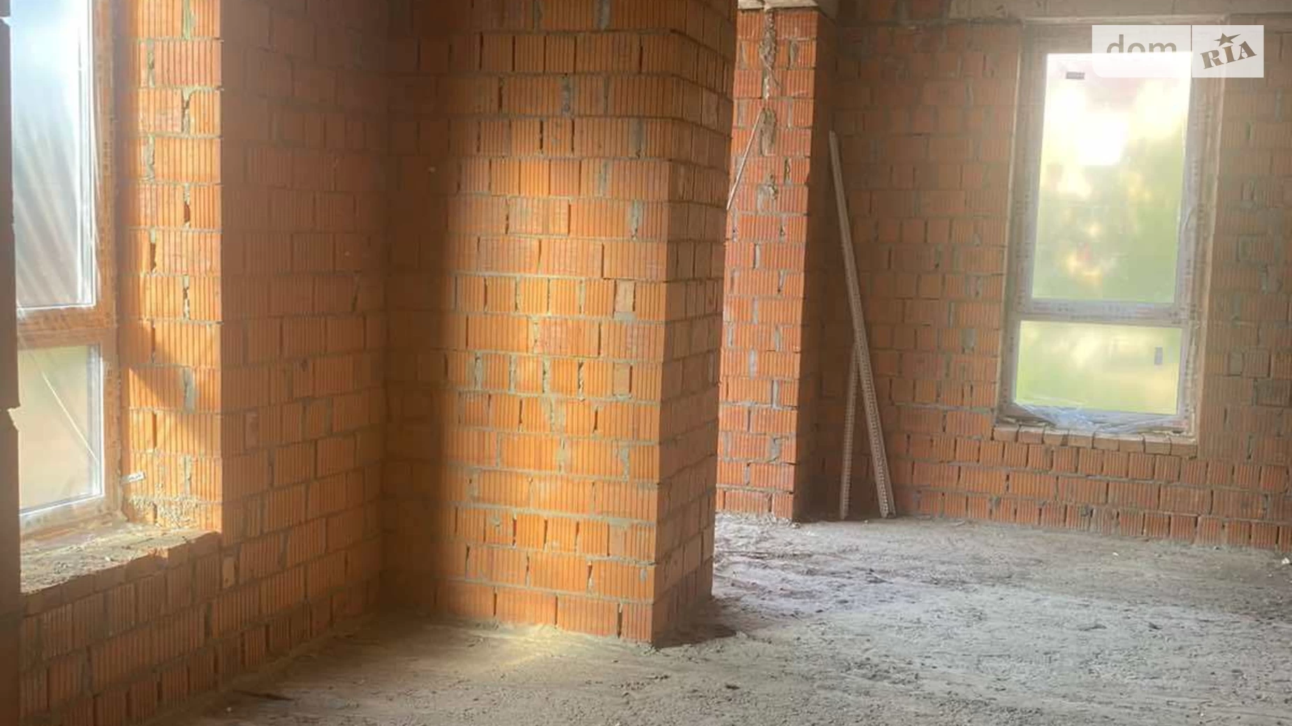 Продается 1-комнатная квартира 50.2 кв. м в Ужгороде - фото 4