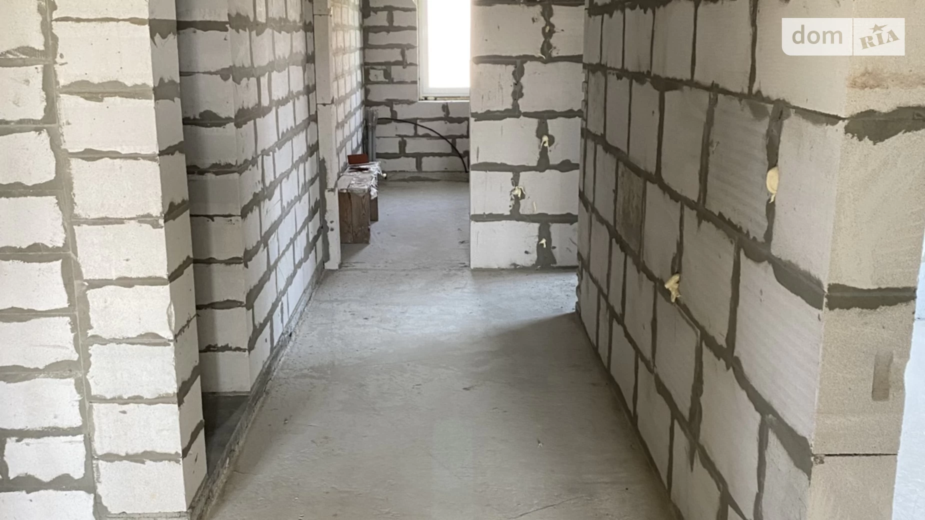 Продається одноповерховий будинок 154 кв. м з каміном, цена: 85000 $ - фото 2