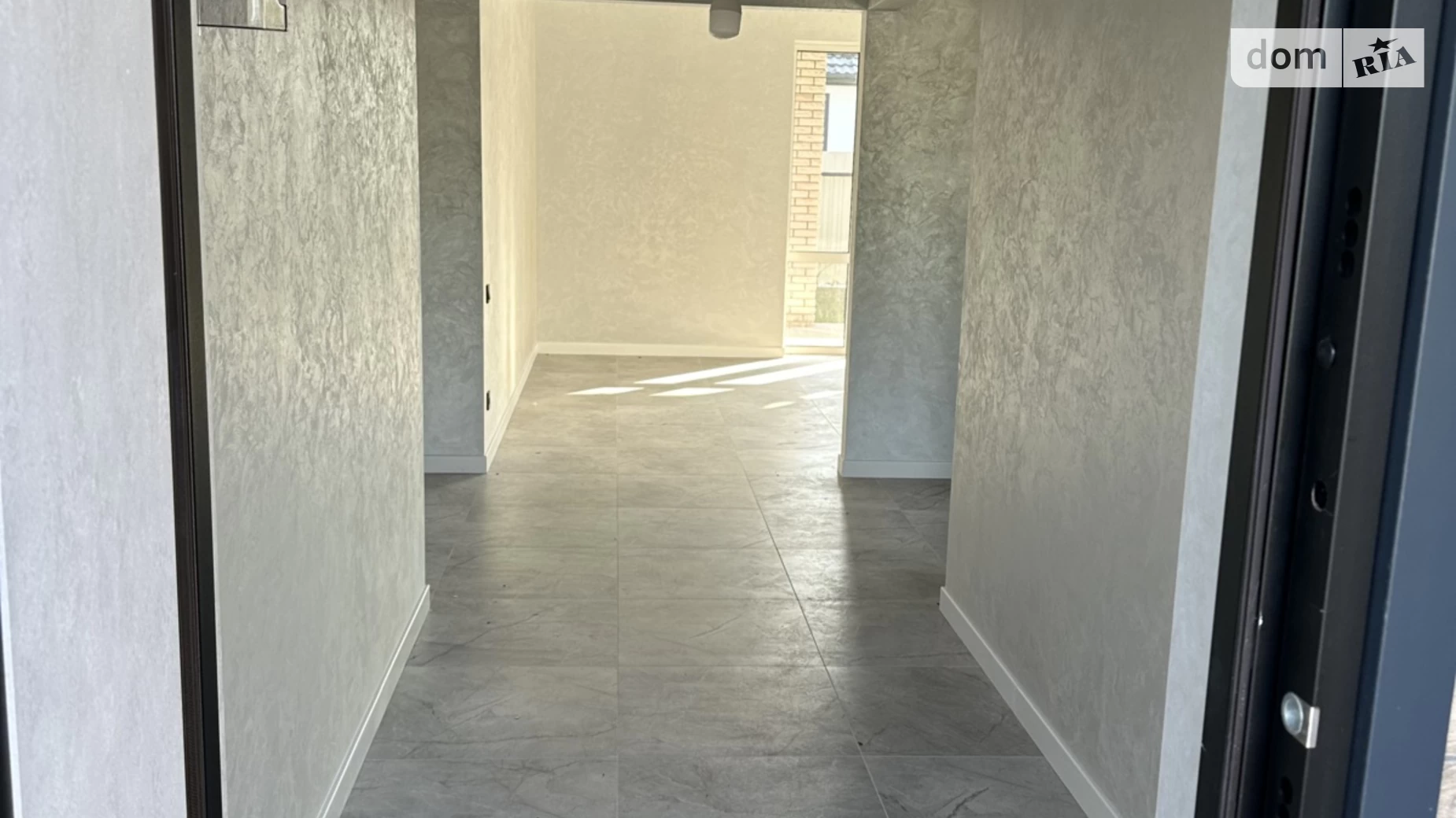 Продается одноэтажный дом 130 кв. м с мансардой, цена: 135000 $ - фото 4