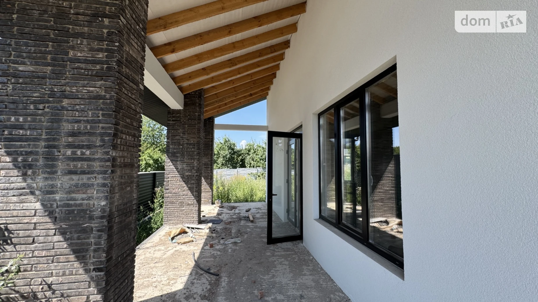 Продается дом на 2 этажа 220 кв. м с участком, цена: 150000 $ - фото 2