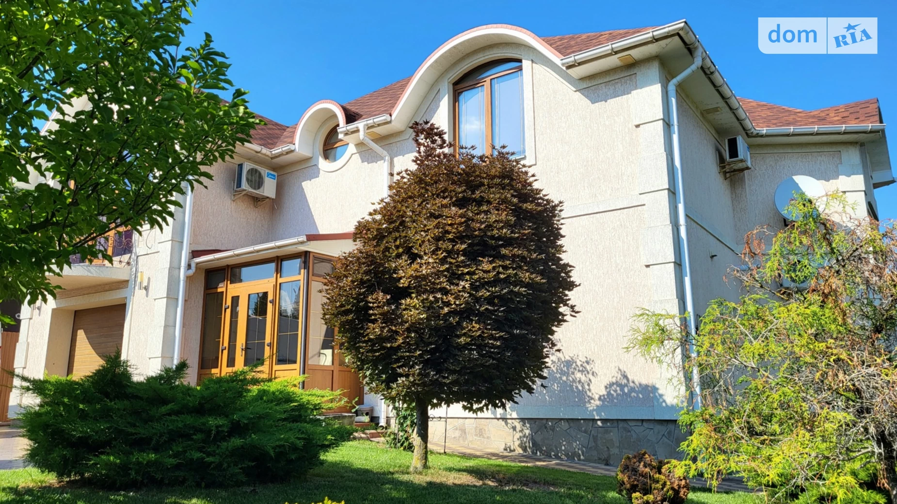 Продается дом на 2 этажа 250 кв. м с беседкой, цена: 310000 $ - фото 2