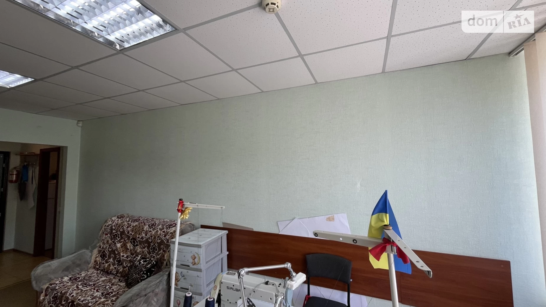 Сдается в аренду офис 26 кв. м в бизнес-центре, цена: 3900 грн - фото 4
