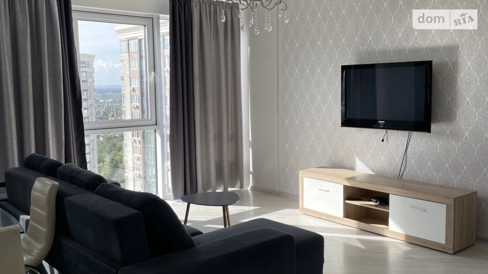 Продается 1-комнатная квартира 50 кв. м в Броварах, ул. Вячеслава Черновола - фото 2