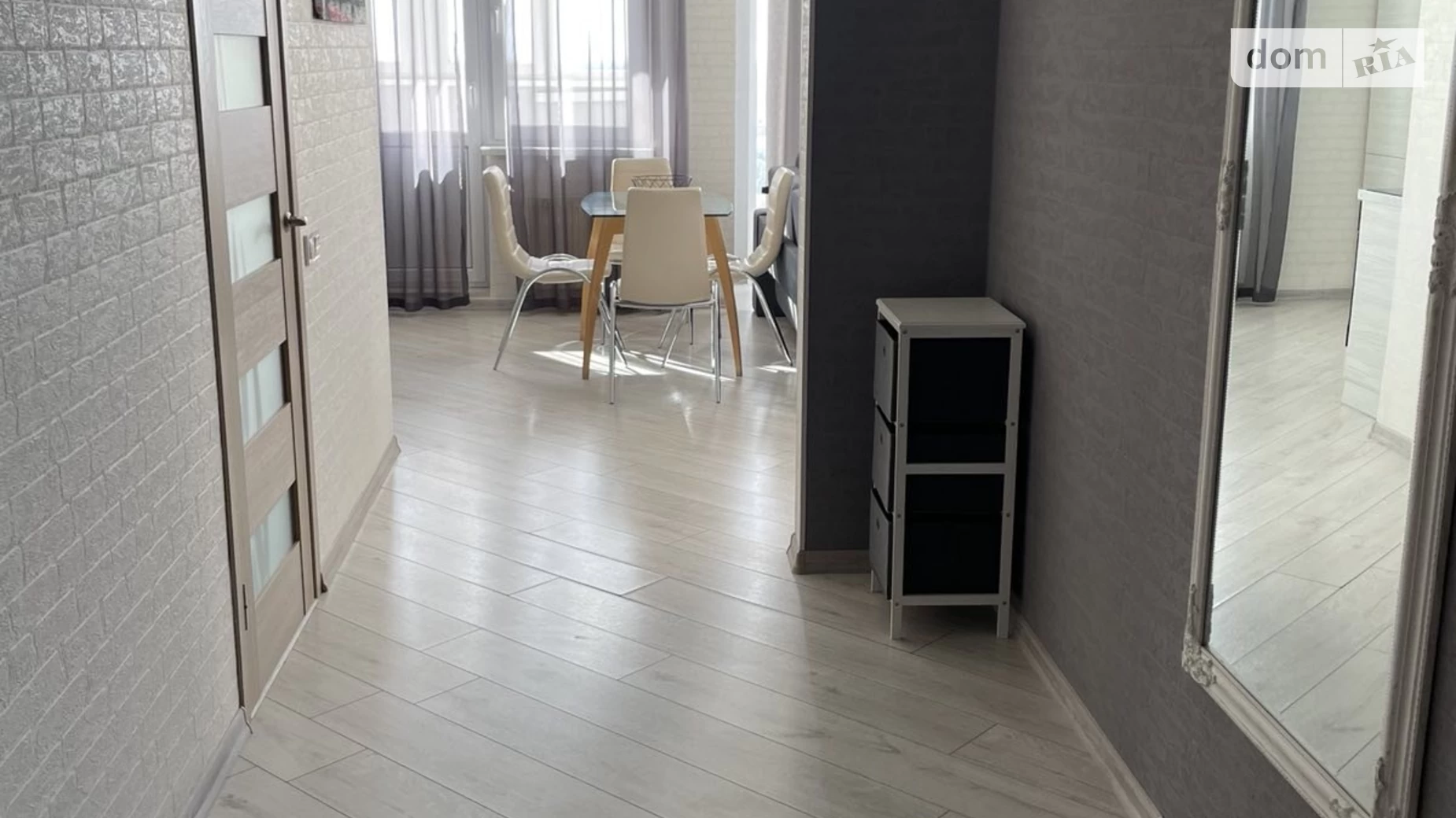 Продается 1-комнатная квартира 50 кв. м в Броварах, ул. Вячеслава Черновола - фото 3