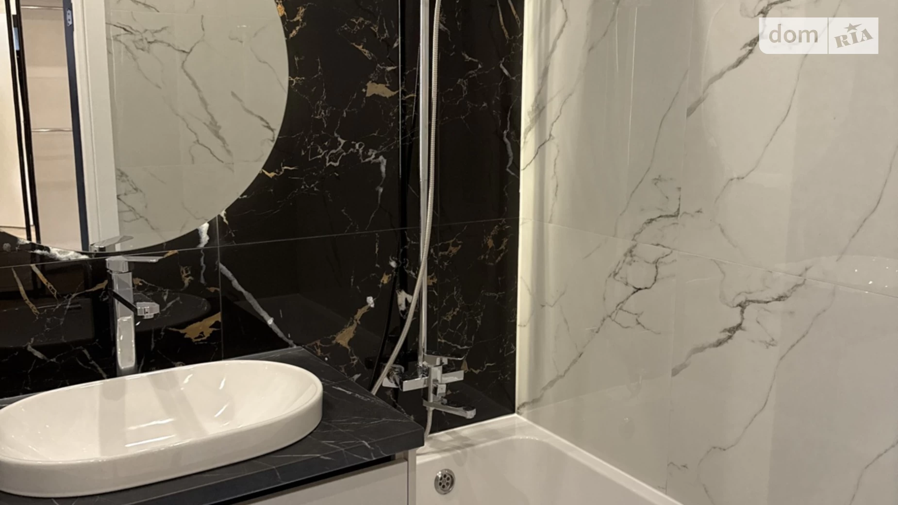 Продается 1-комнатная квартира 43 кв. м в Одессе, ул. Краснова, 3 корпус 65 - фото 5