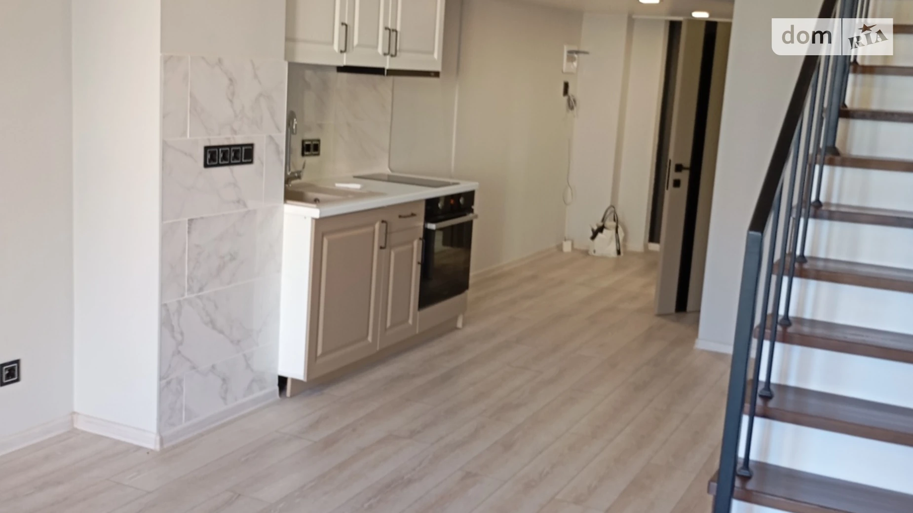 Продается 1-комнатная квартира 40 кв. м в Одессе, пер. Каманина - фото 2