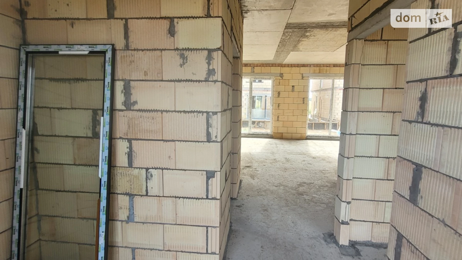 Продается дом на 2 этажа 150 кв. м с бассейном, цена: 135000 $ - фото 4