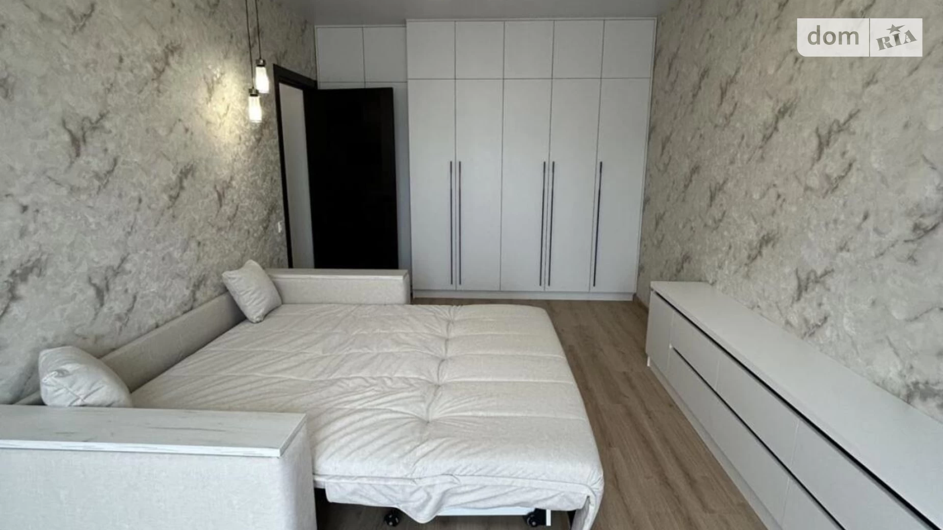 Сдается в аренду 2-комнатная квартира 70 кв. м в Львове, ул. Стрыйская, 115Г - фото 3