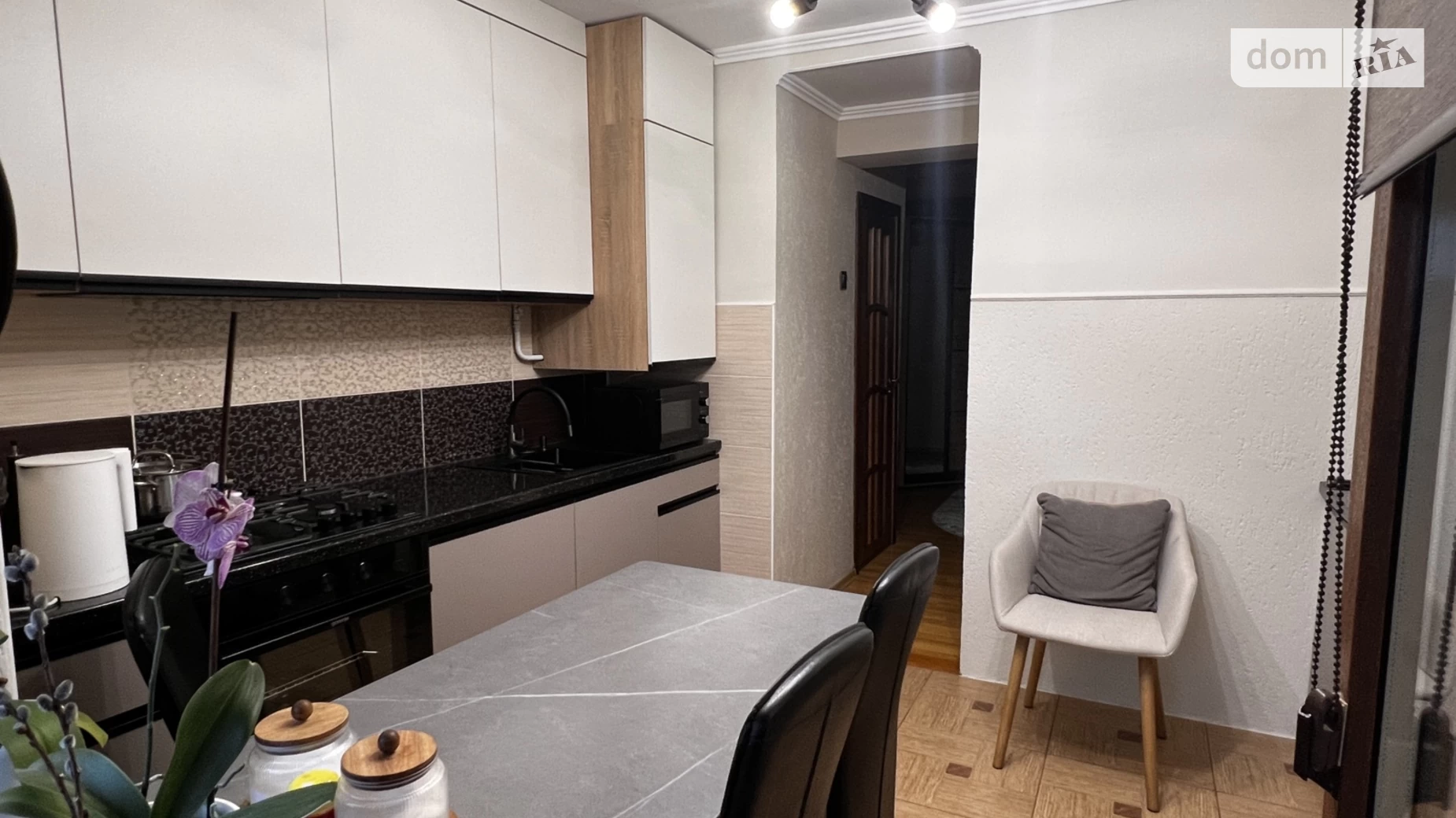 Продається 3-кімнатна квартира 72 кв. м у Мукачеві, вул. Данила Апостола - фото 2