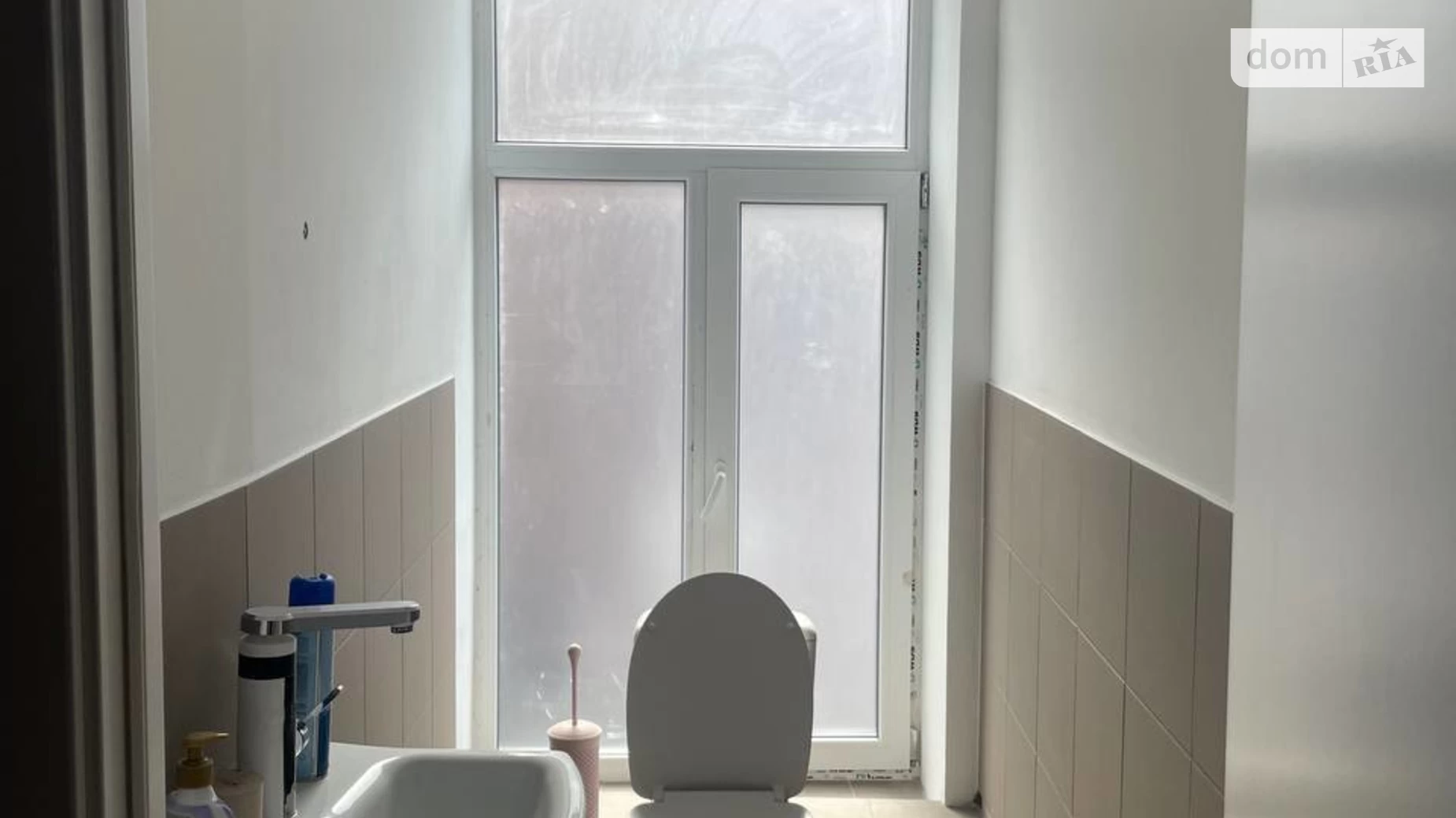 Сдается в аренду офис 85.3 кв. м в бизнес-центре, цена: 996 $ - фото 4