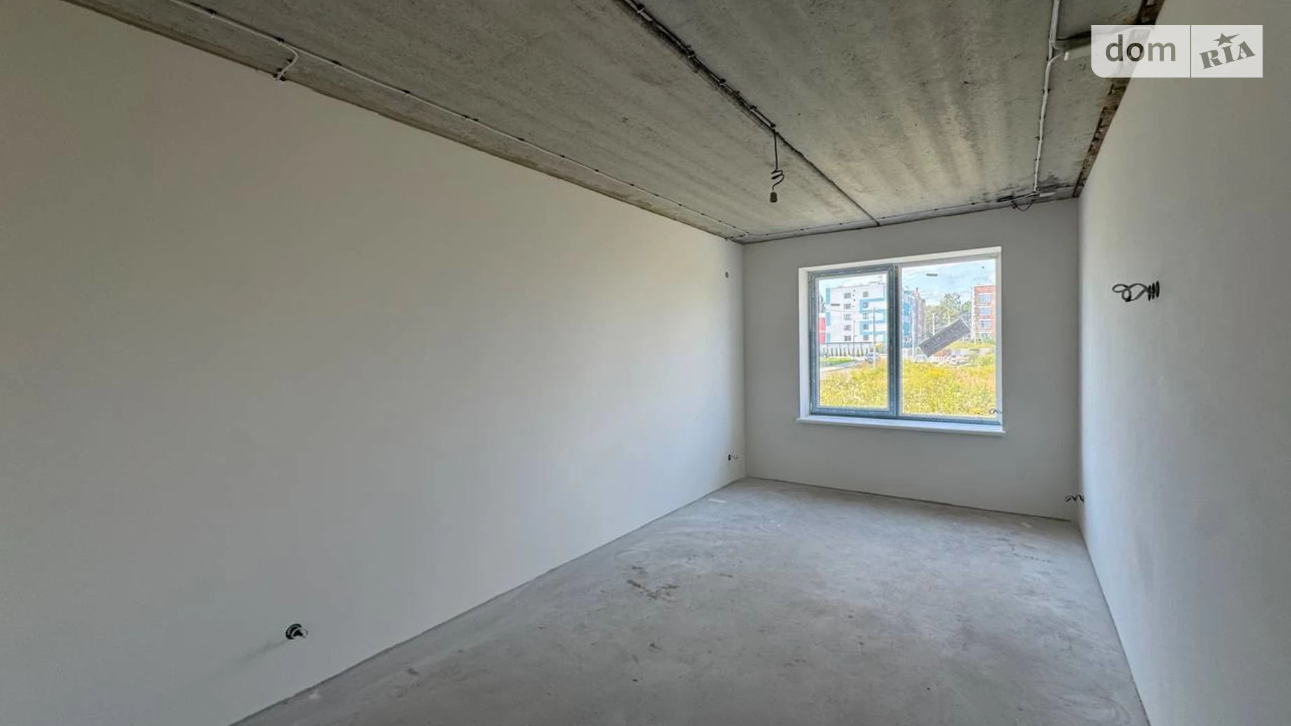 Продается 2-комнатная квартира 64.1 кв. м в Ровно, мас. Чаривный, 10 - фото 4