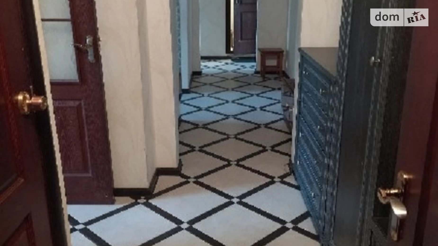 4-комнатная квартира 85 кв. м в Запорожье, ул. Звенигородская, 9А - фото 3