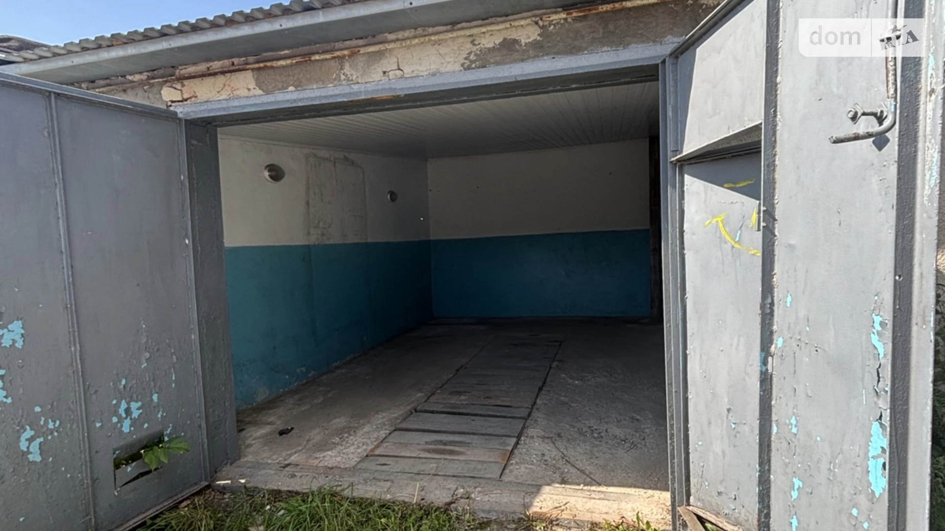 Продается отдельно стоящий гараж под легковое авто на 27 кв. м, цена: 4500 $ - фото 2
