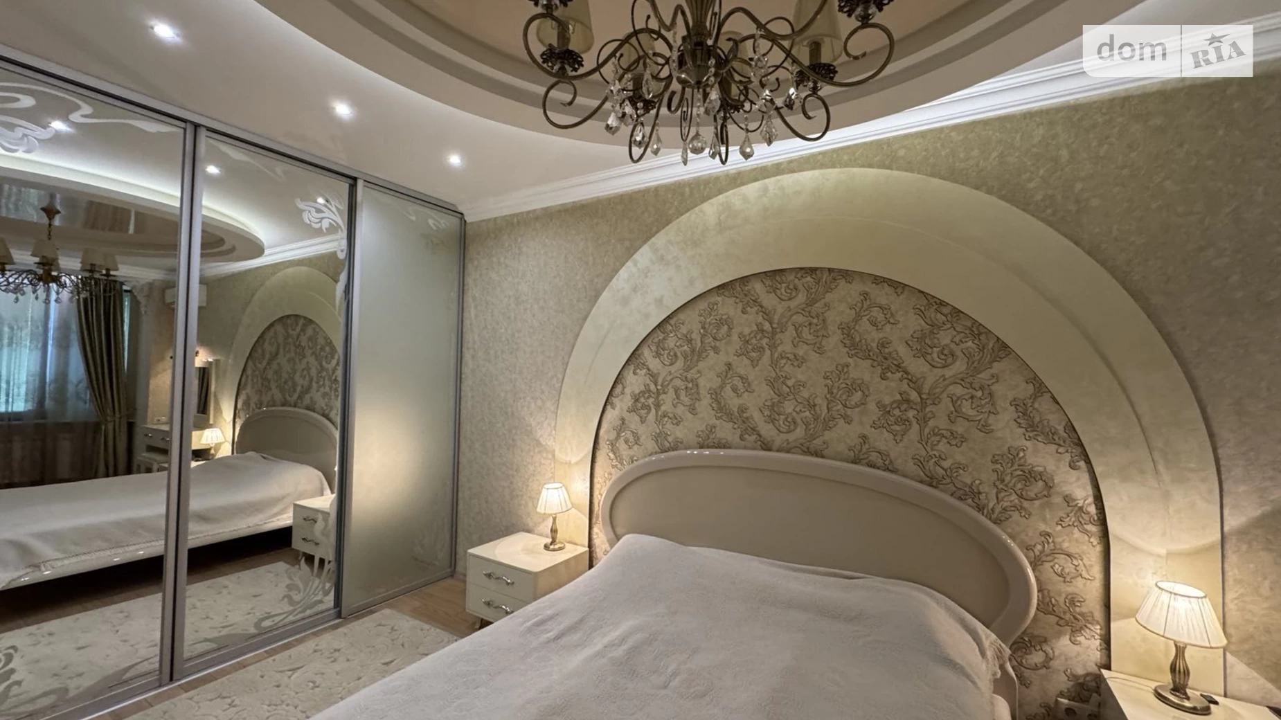 Продается 2-комнатная квартира 100 кв. м в, цена: 139000 $ - фото 2