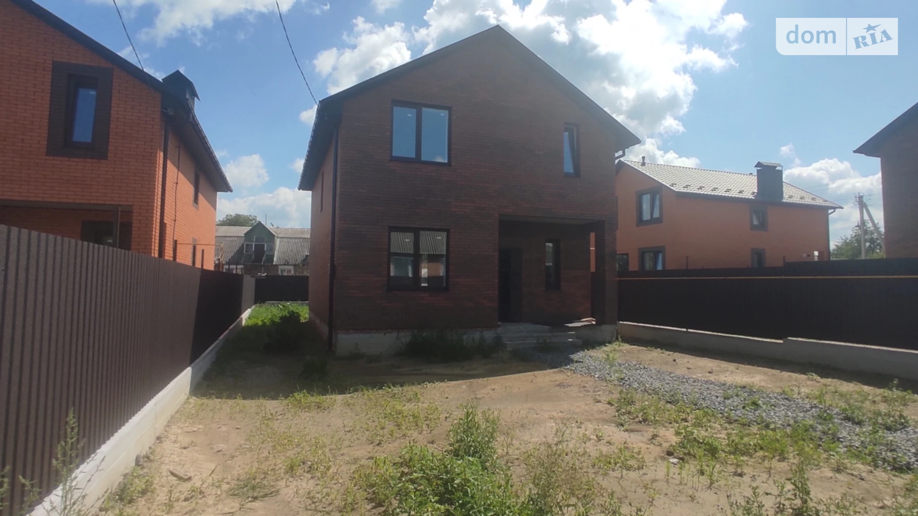 Продается дом на 2 этажа 125 кв. м с камином, цена: 92000 $ - фото 2