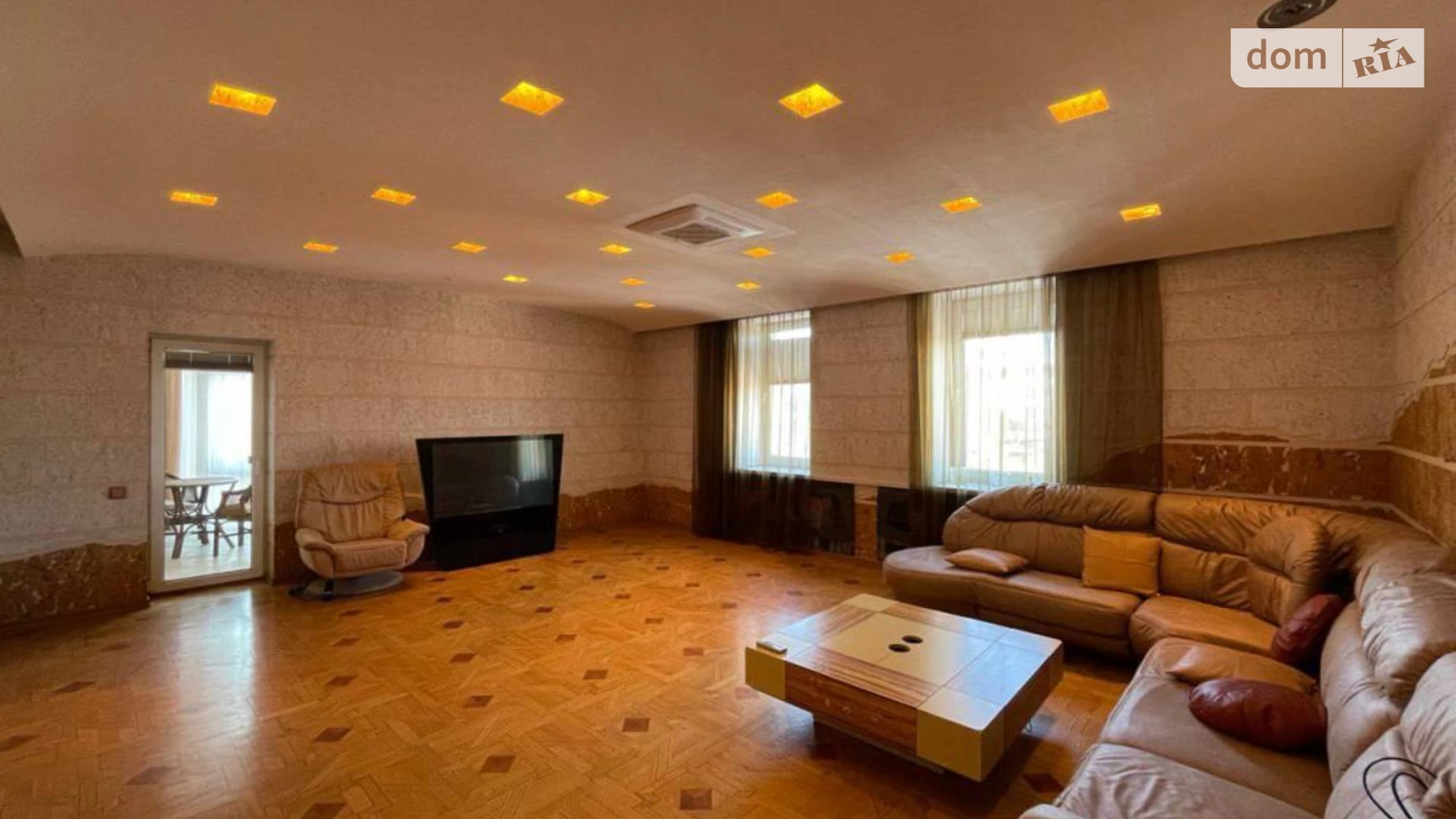 Продается 4-комнатная квартира 215 кв. м в Днепре, ул. Сикорского Игоря, 43 - фото 3