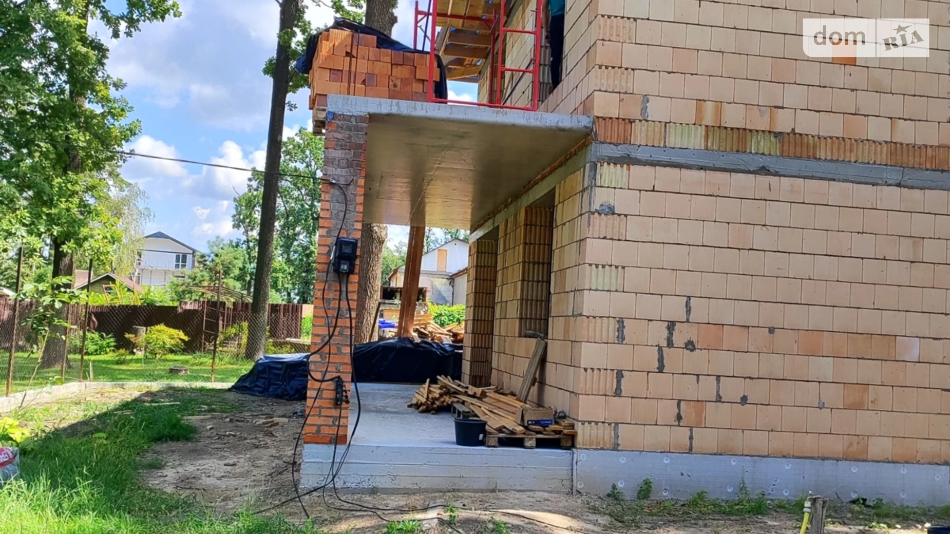 Продается дом на 3 этажа 120 кв. м с садом, цена: 175000 $ - фото 3
