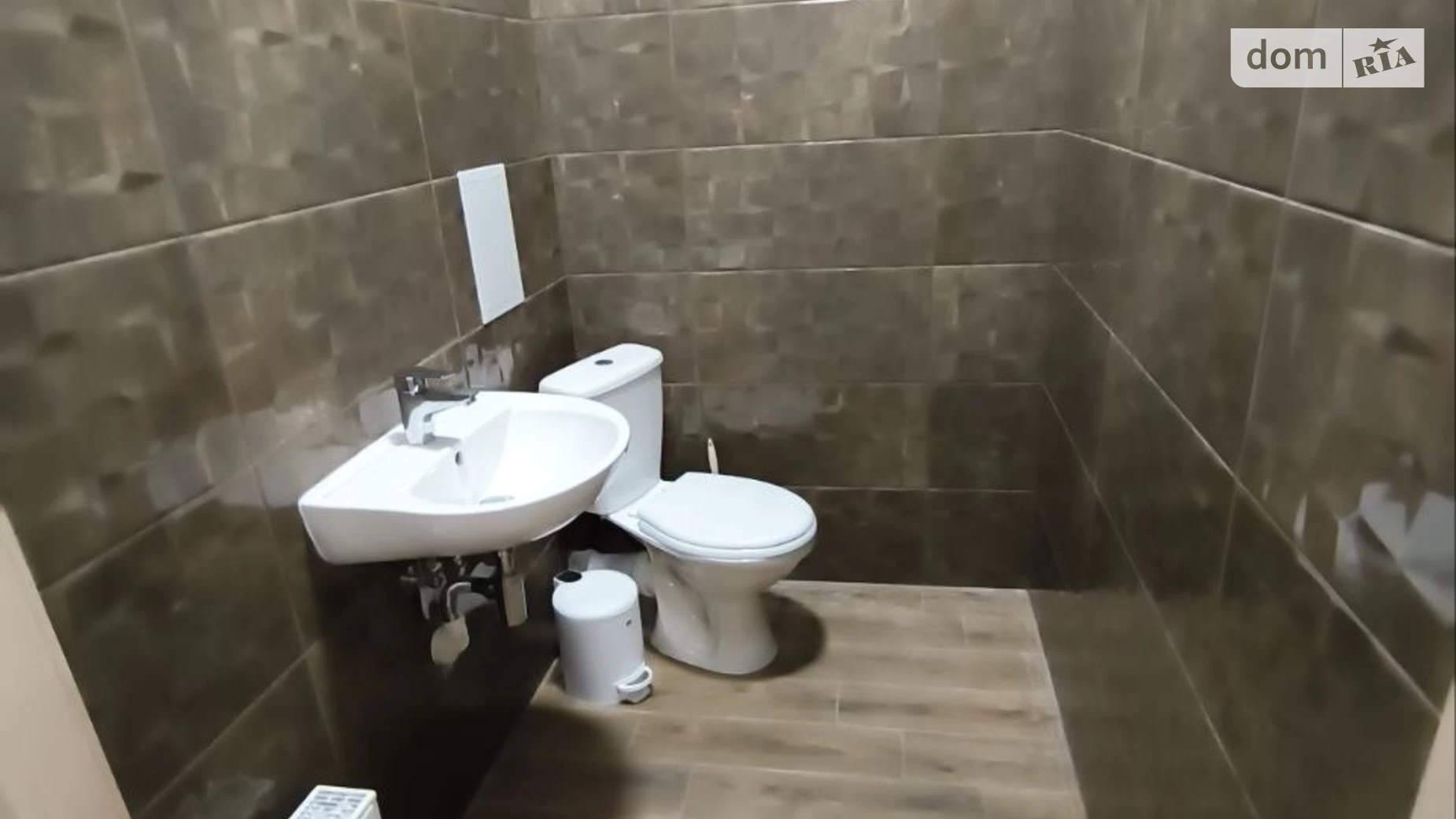 Здається в оренду офіс 48.2 кв. м в бізнес-центрі, цена: 480 $ - фото 3