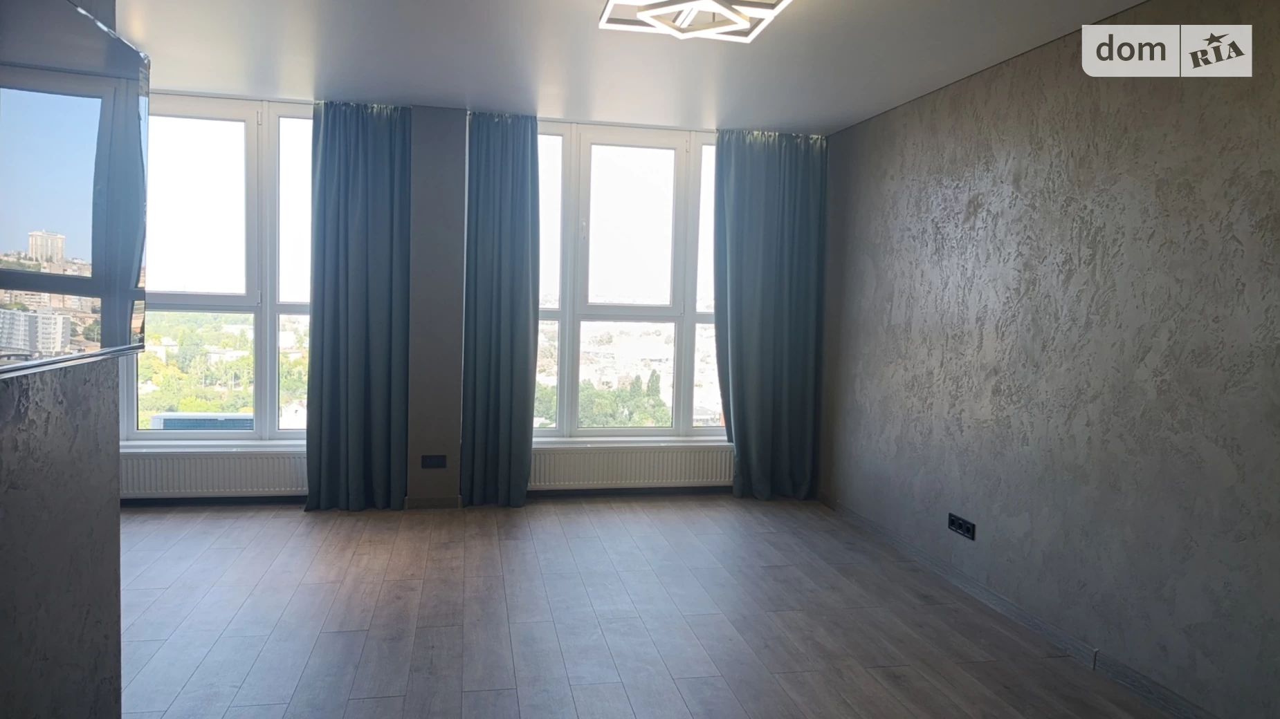 Продається 1-кімнатна квартира 63.3 кв. м у Одесі, вул. Бугаївська, 44 - фото 3